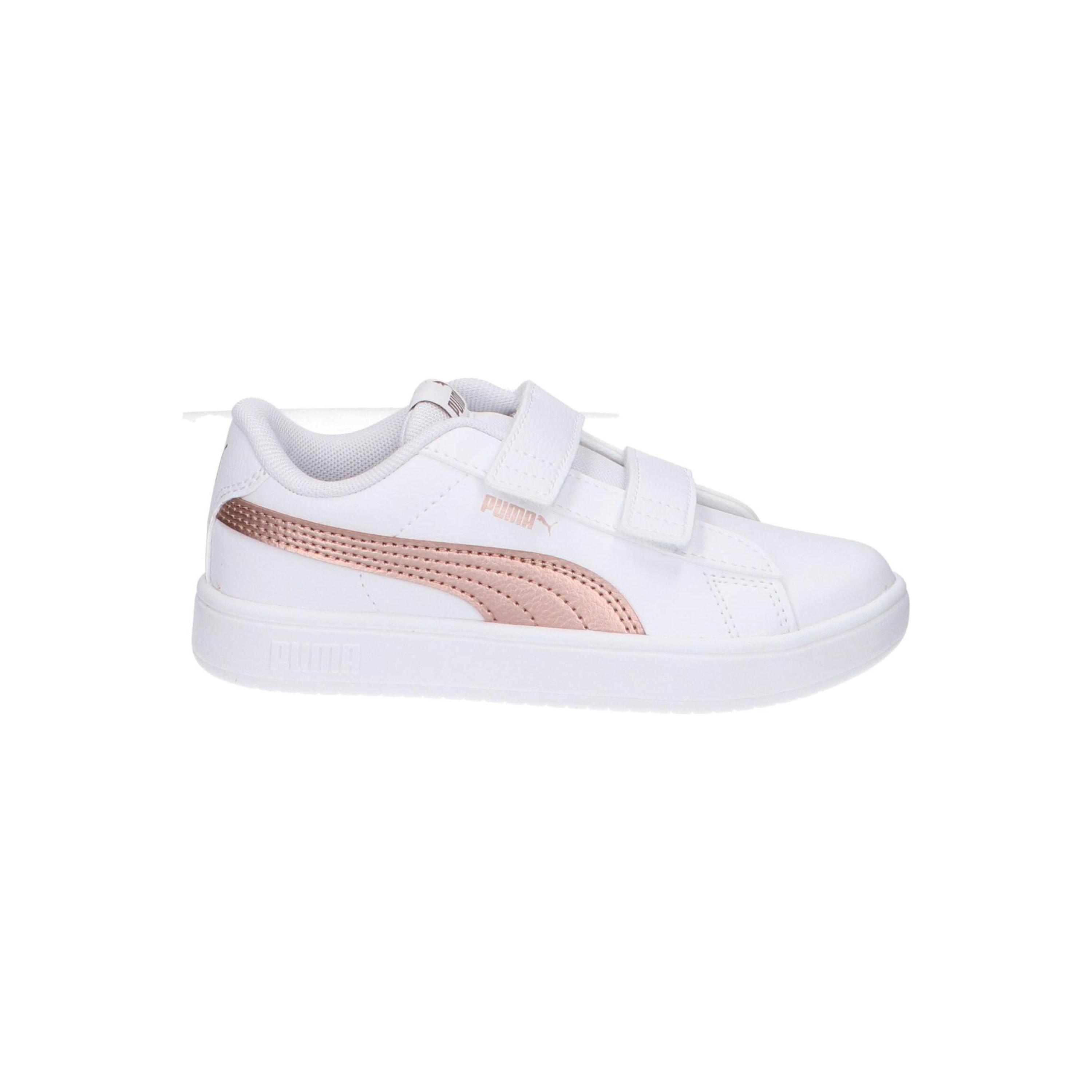 Puma Casual Sneakers for Girls in White, stylish synthetic leather, textile lining, rubber sole, ideal for active play and casual wear; these comfortable girl sneakers are perfect for any outing.