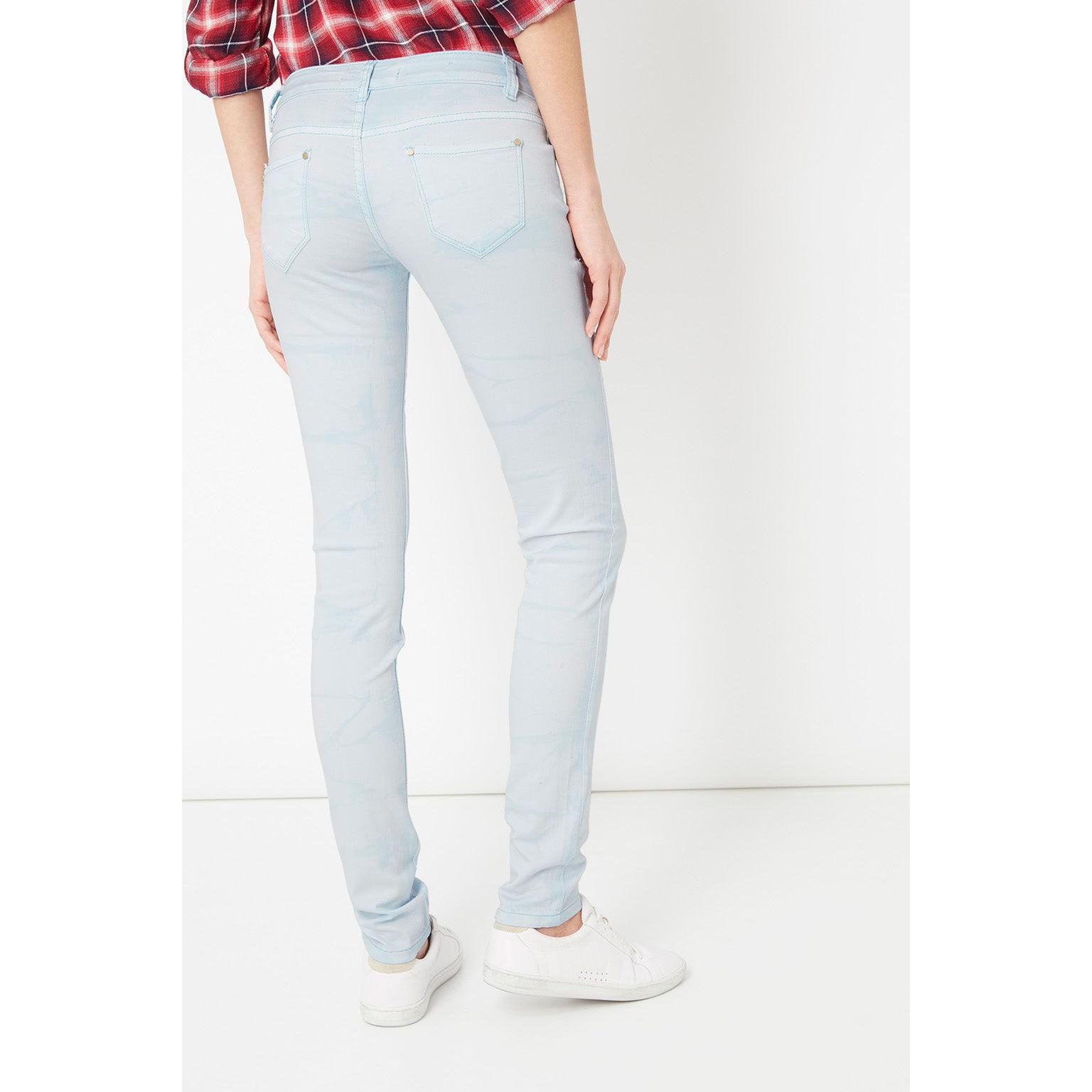 Jeans skinny mujer, pantalón pitillo mezclilla, denim suave, tiro medio, diseño clásico, bolsillos traseros, azul claro, look urbano, fresco y moderno, disponible en talla 34, cómodo y versátil✅Entrega 24/48h