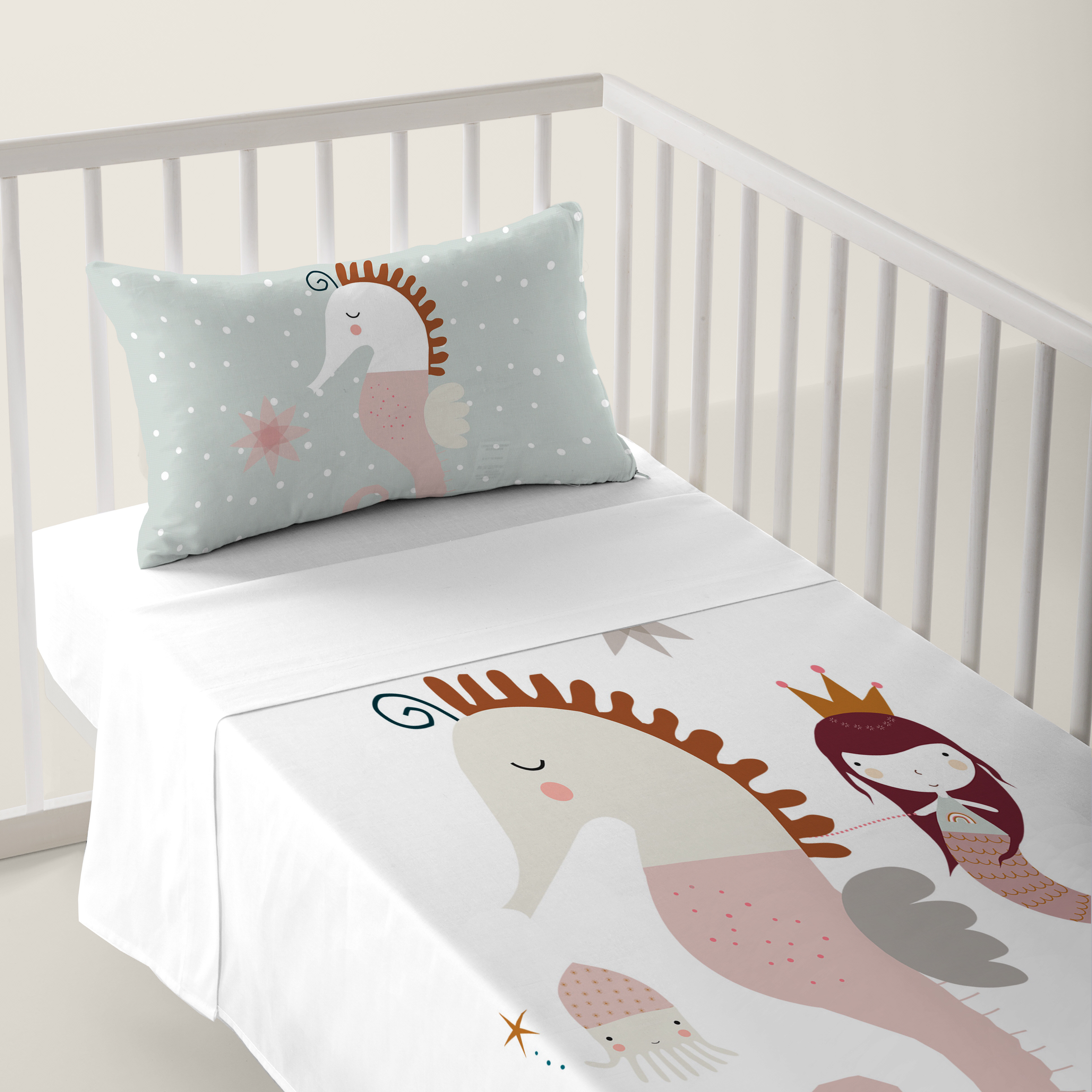 HACIENDO EL INDIO - Juego de Sábanas Cuna Estampado 100% Algodón - Juego de 2 Piezas Incluye Sábana Encimera y 1 Funda de Almohada - 100x130/120x180 cm - 13 Modelos Disponibles - Fabricado en España