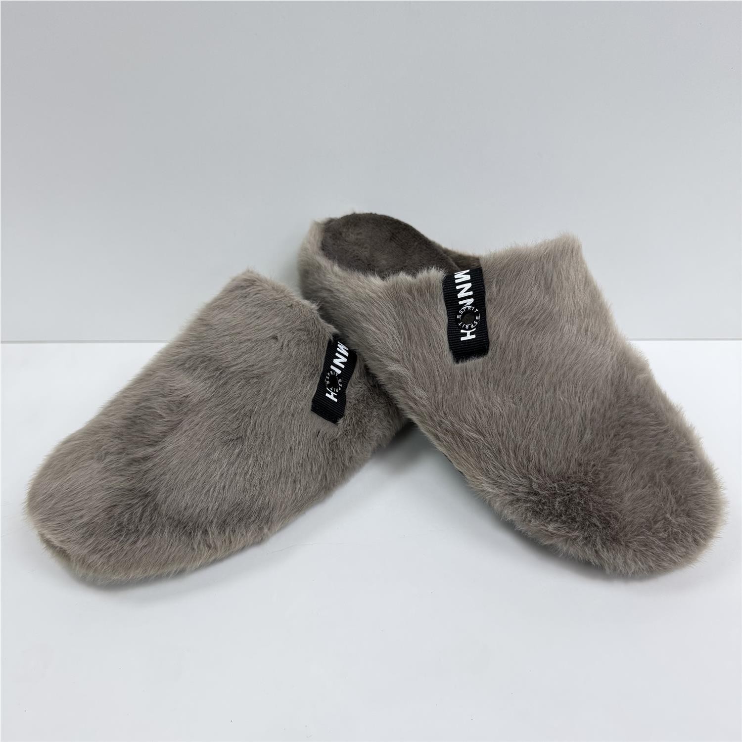 Zapatilla Pelos Taupe