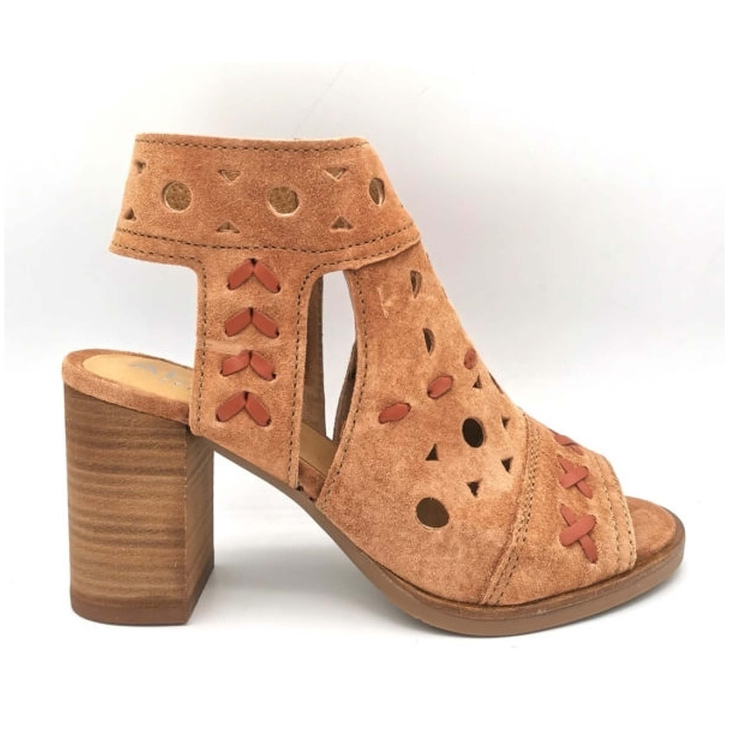 Sandalias De Tacon Alpe modelo 4412.11.94 para Mujer en color Beige