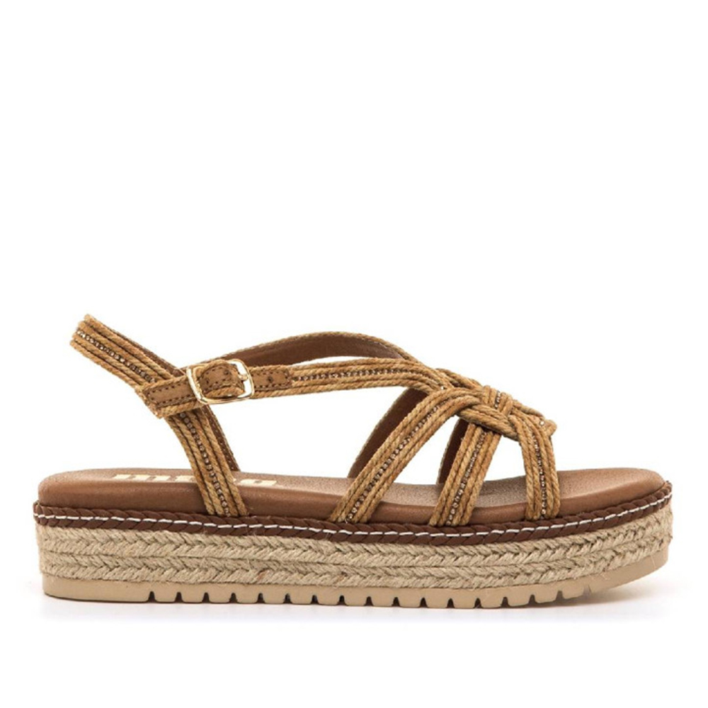 Sandalias Mustang 51261 en color Marrón