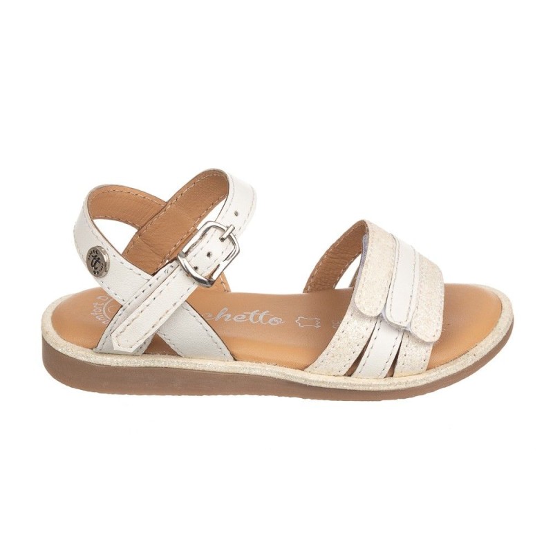 Sandalia con velcro ajustable