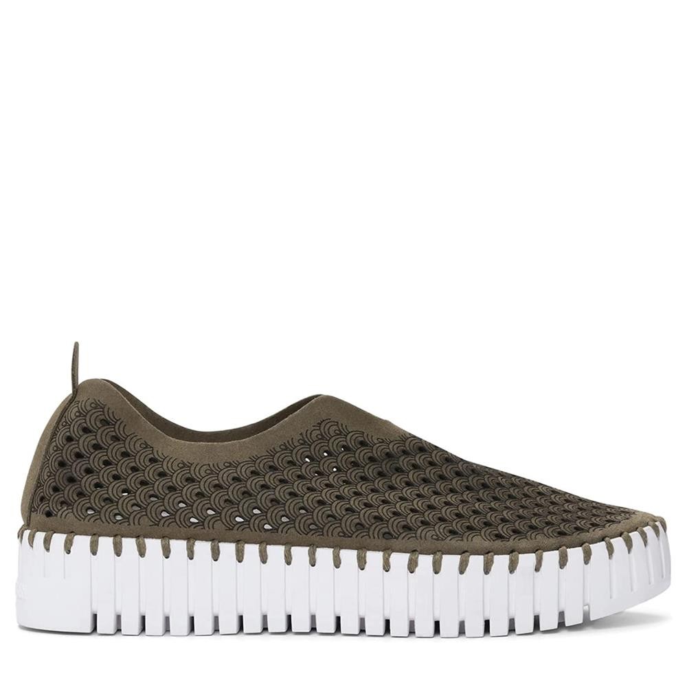 Cómoda  Deportiva mujer Ilse JacobsenTULIP 3373 en fresca microfibra reciclada perforada kaki. Cómoda y original suela CON PLATAFORMA flexible de caucho natural cosida Altura Tacón bajo (3-5 cm) Referencia