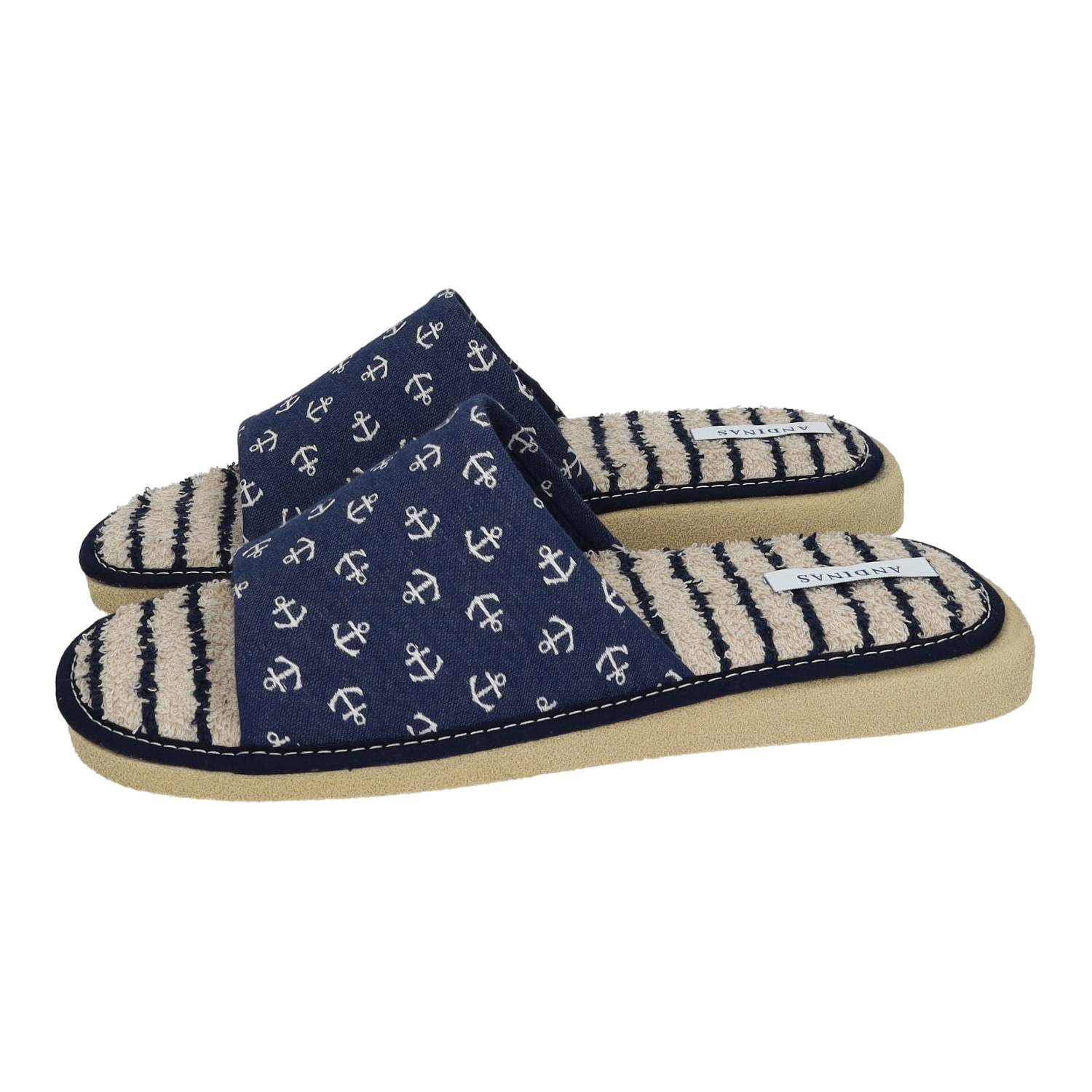 Zapatillas Casa marca ANDINAS para hombre en color marino. Pantufla destalonada marinera con suela parquet antideslizante, cómoda y lavable, fabricado en España