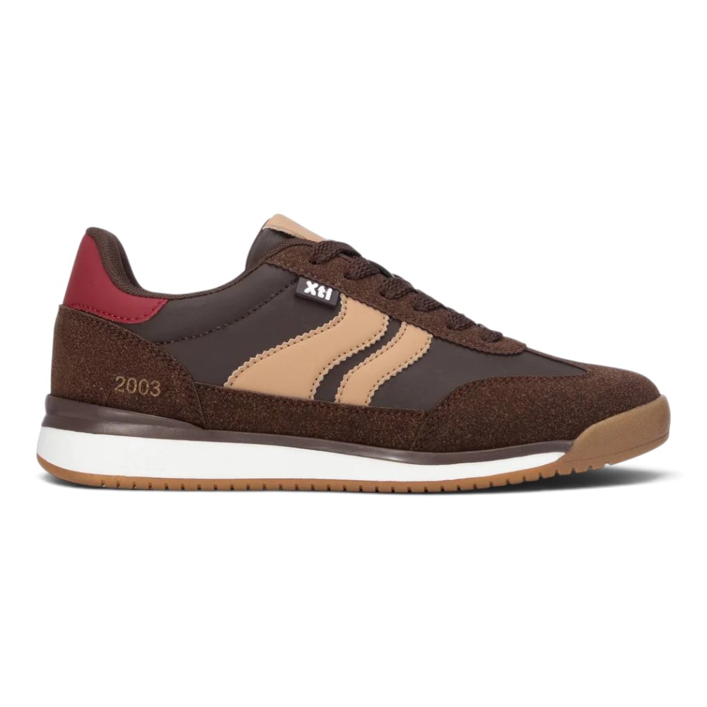 Zapatillas Deportivas Xti modelo 146398 en color Marrón