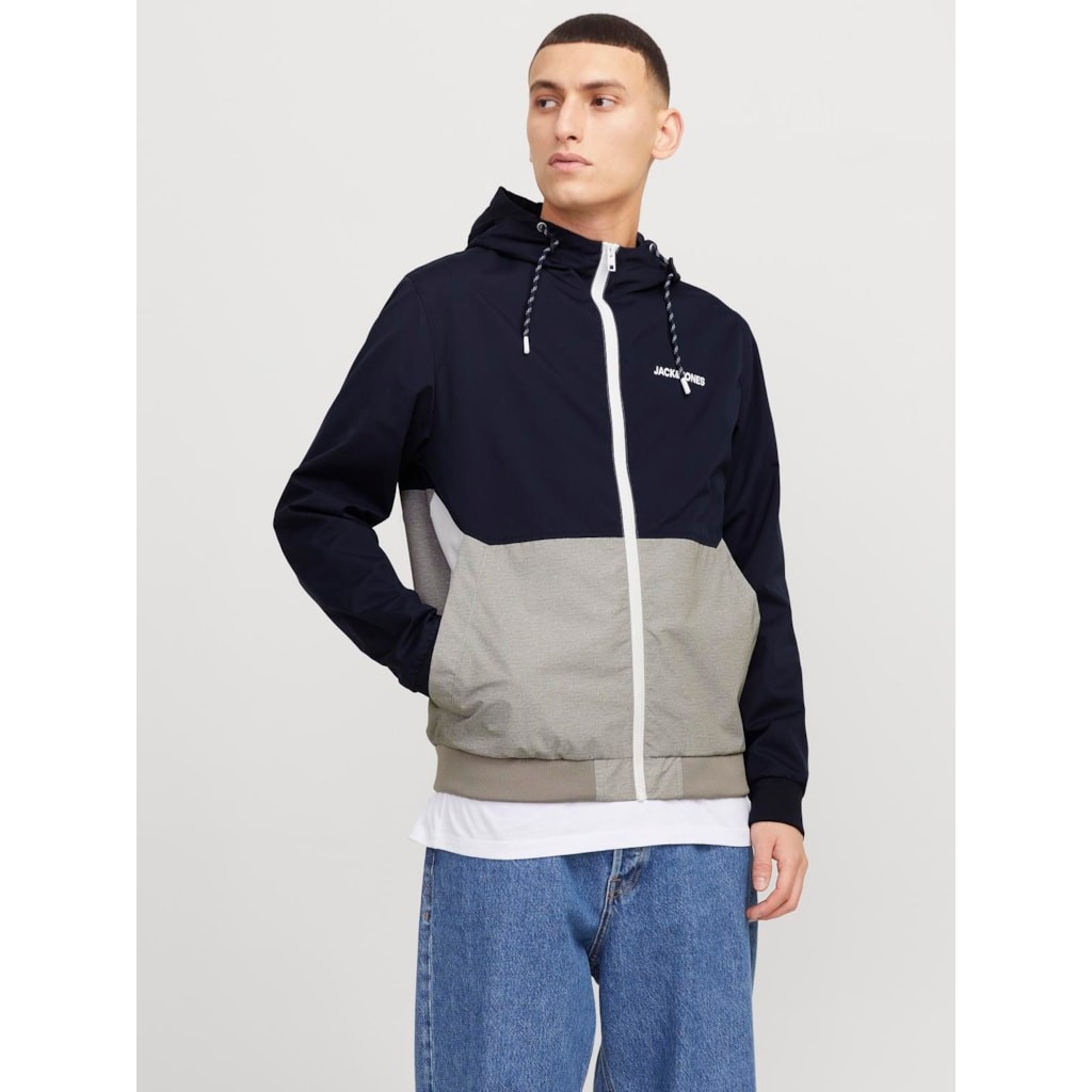 Jack & Jones - Chaqueta bomber Rush con capucha, ligera y resistente al viento, 100 % poliéster reciclado, color azul oscuro