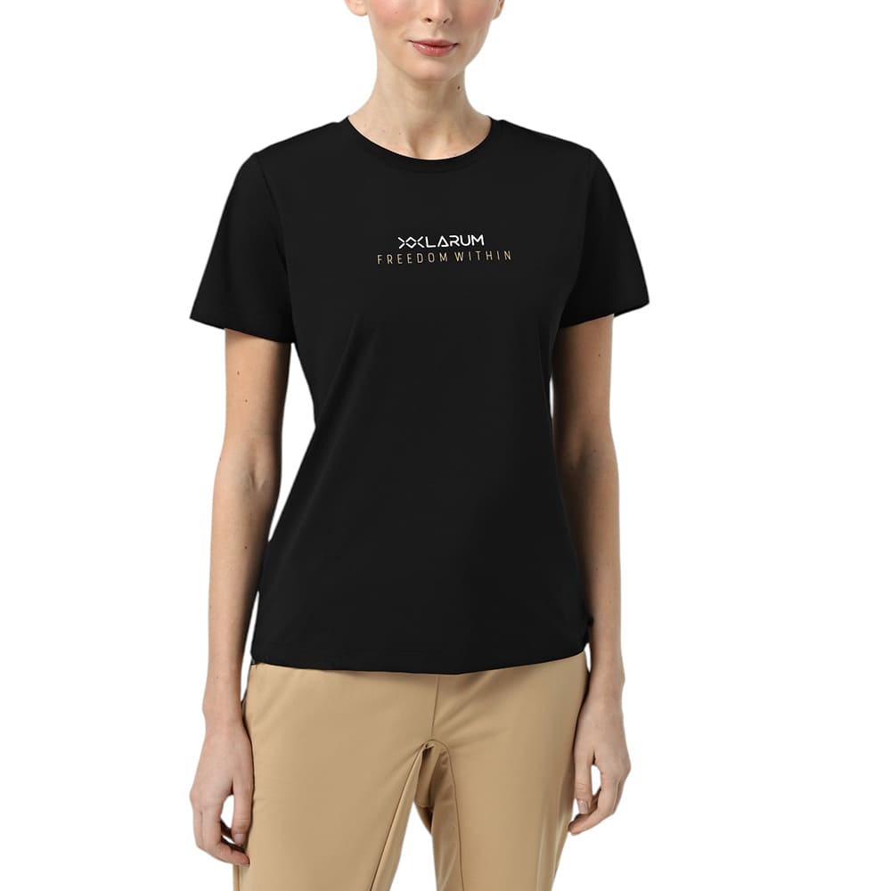 Camiseta de Mujer Larum Astrid - Ligera y cómoda, es ideal para practicar deporte y actividades al aire libre