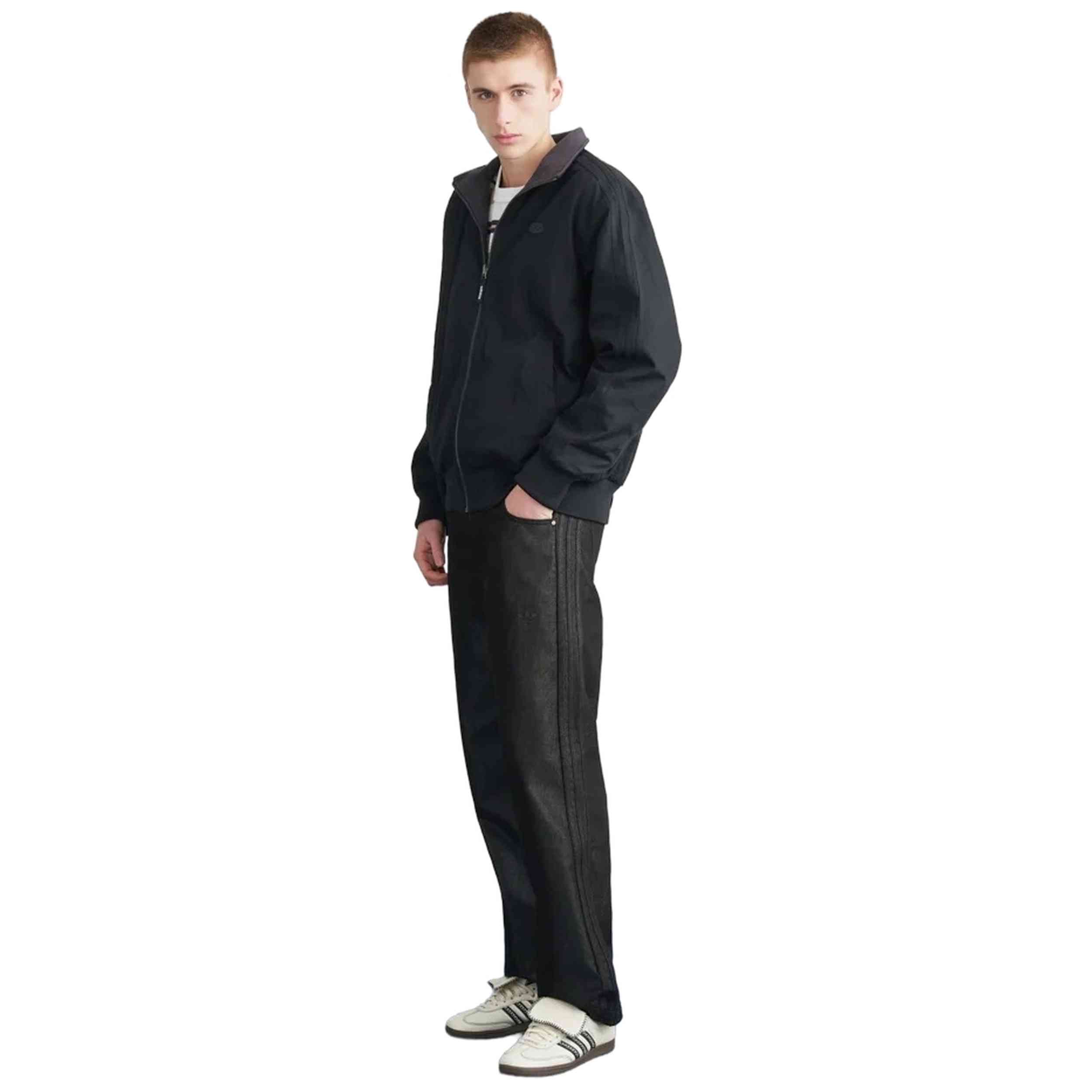 Chaqueta Adidas modelo KS6843 para hombre y mujer en color Negro