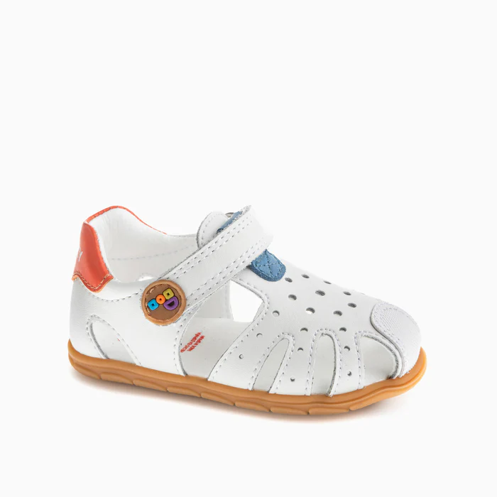 Sandalias tipo cangrejera niño Pablosky blanco 067300, ligeras, flexibles, transpirables y muuy resistentes