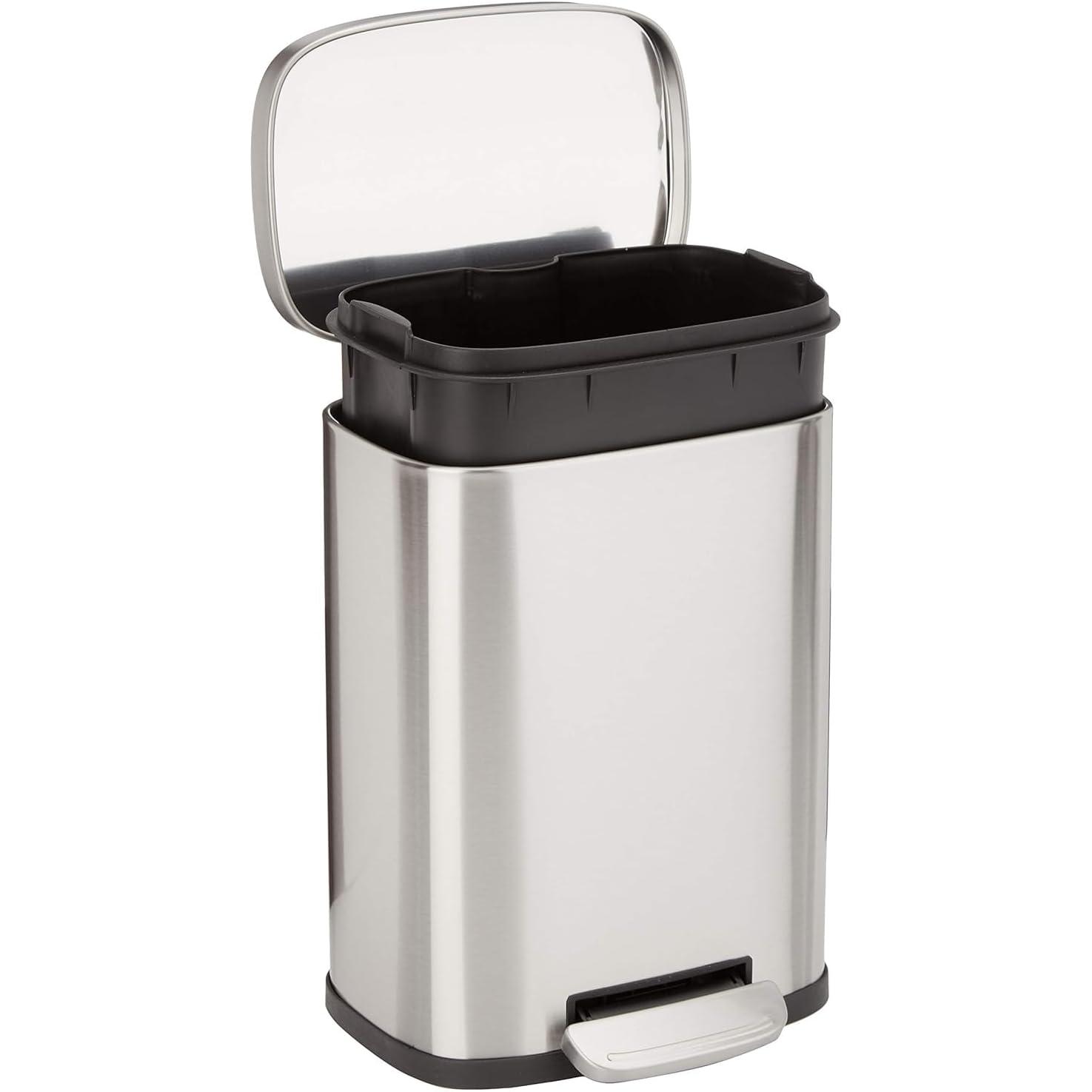 Bote de basura rectangular resistente a Las Manchas con pedal de Cierres, Maple inoxidable cepillado,6 L/1,32 galones