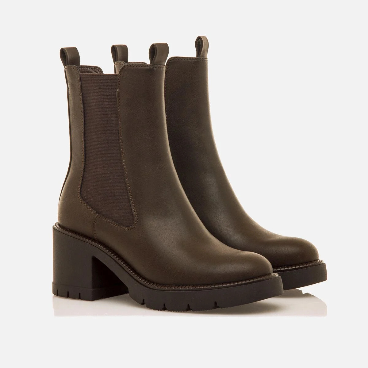 Botas Mustang modelo 55343 en color Marrón