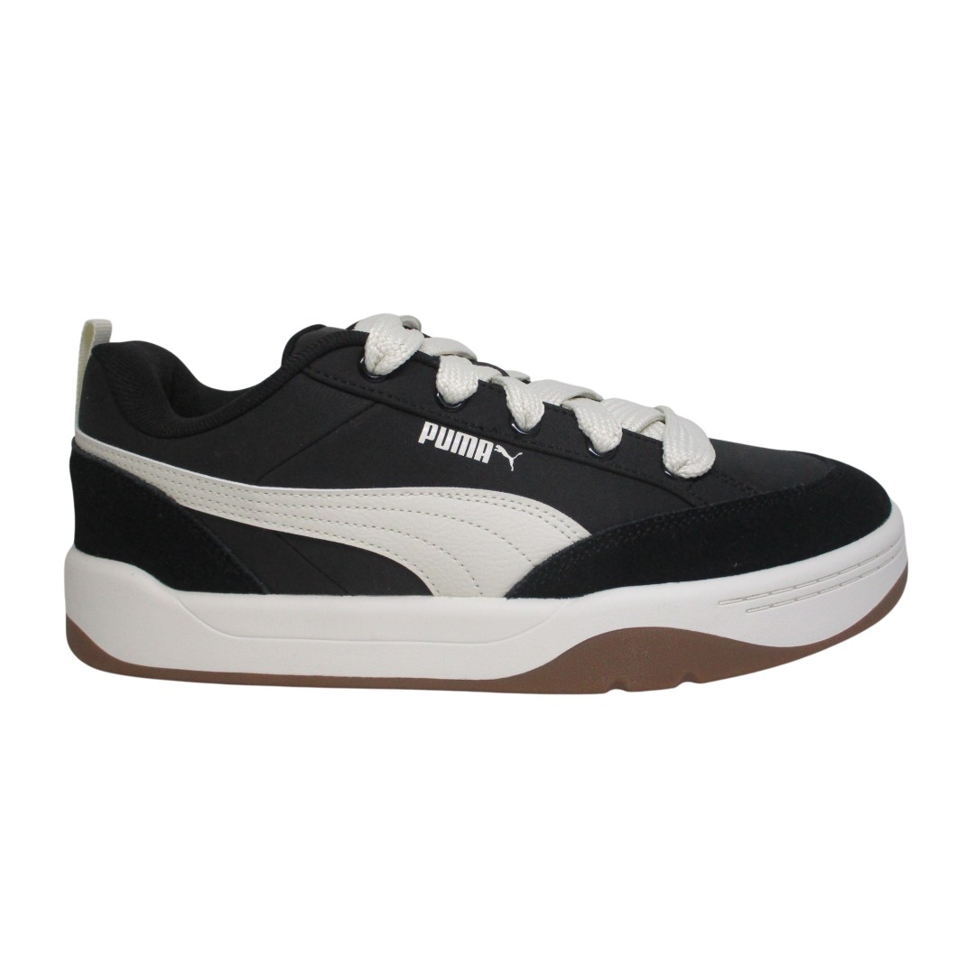 Puma Park Lifestreet en color negro. Zapatilla tipo skate para chico