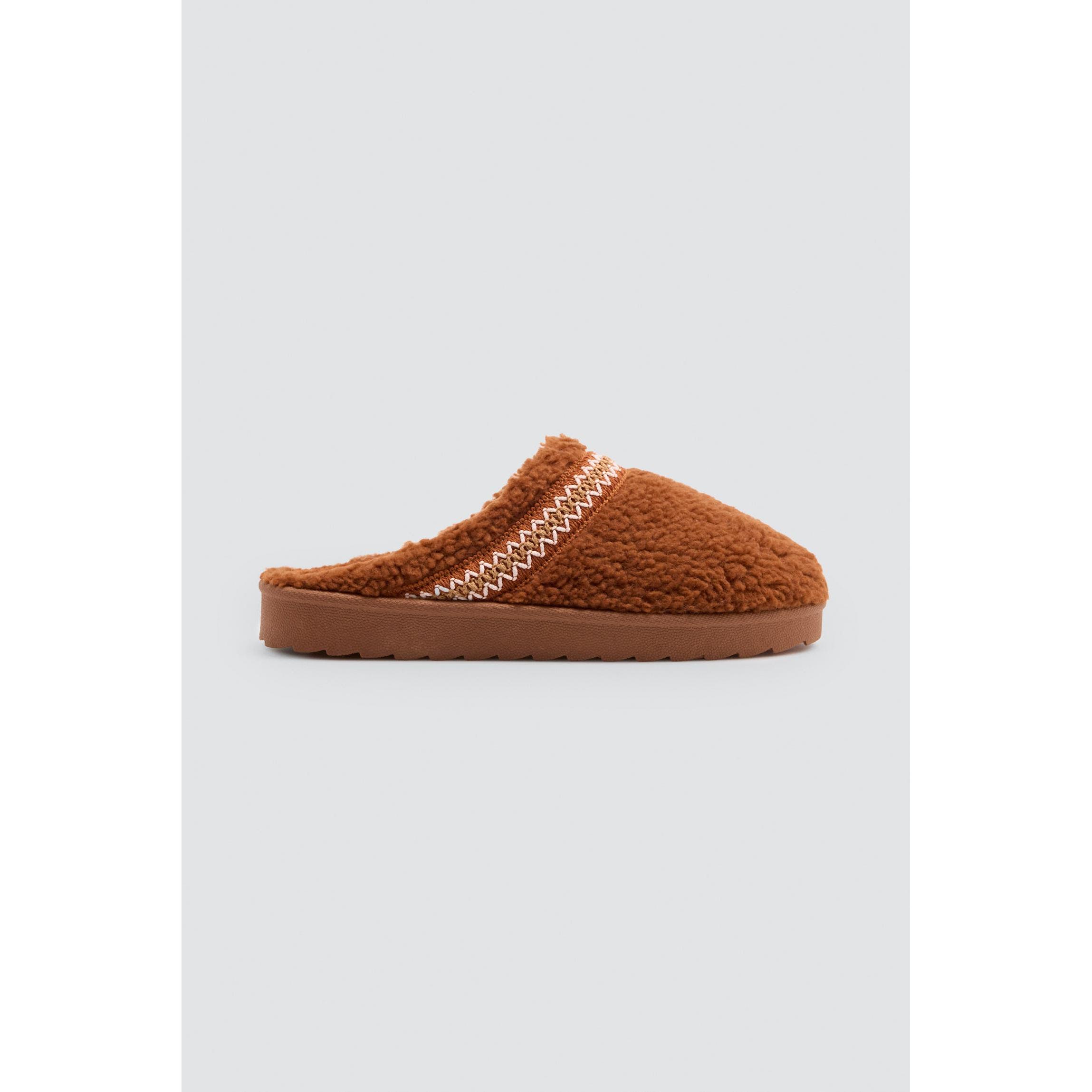 Ysabel Mora - Zapatillas de casa de borreguito con ribete camel