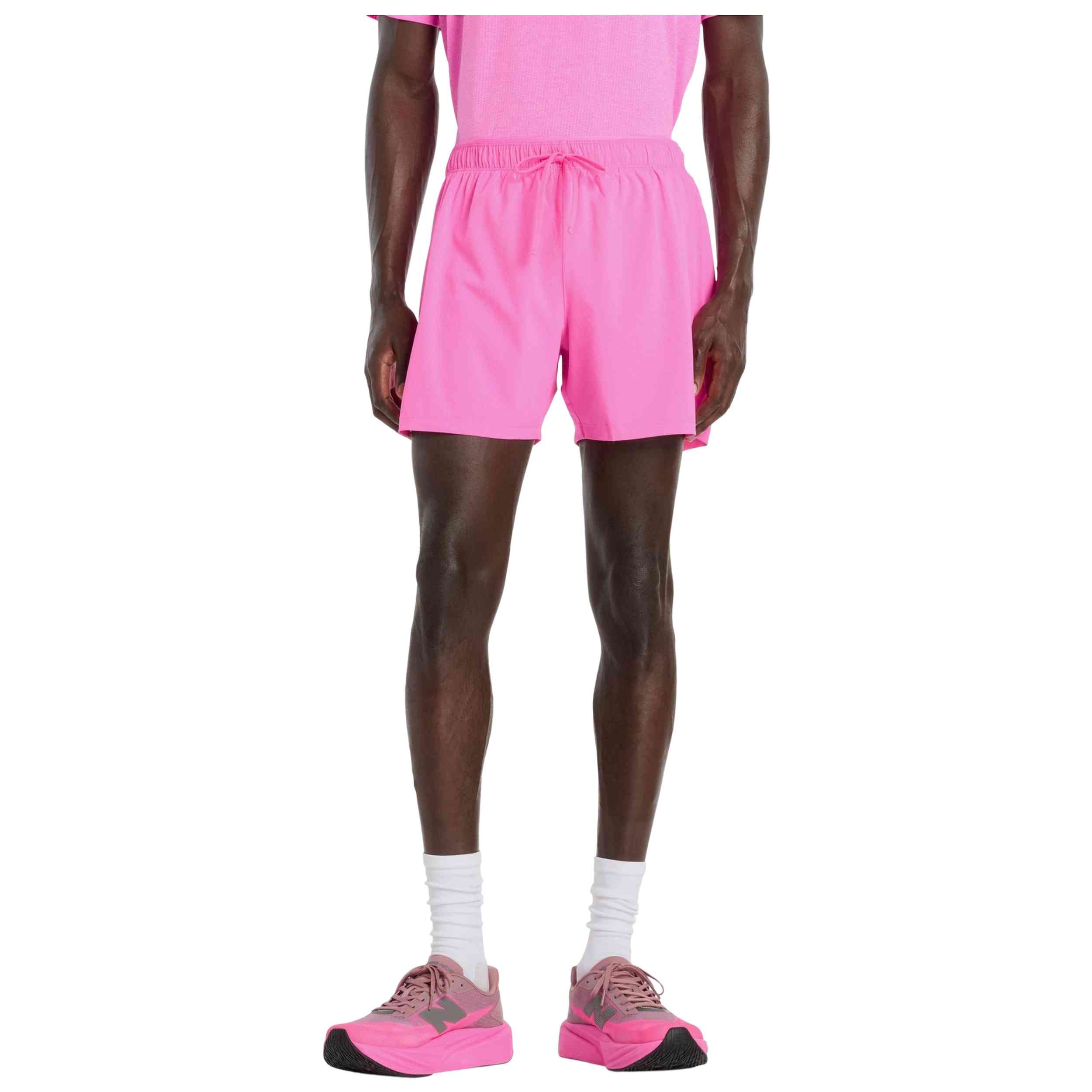 Pantalon Corto New Balance modelo Pantalón corto New Balance RC 5 Inch rosa para hombre y mujer en color Rosa