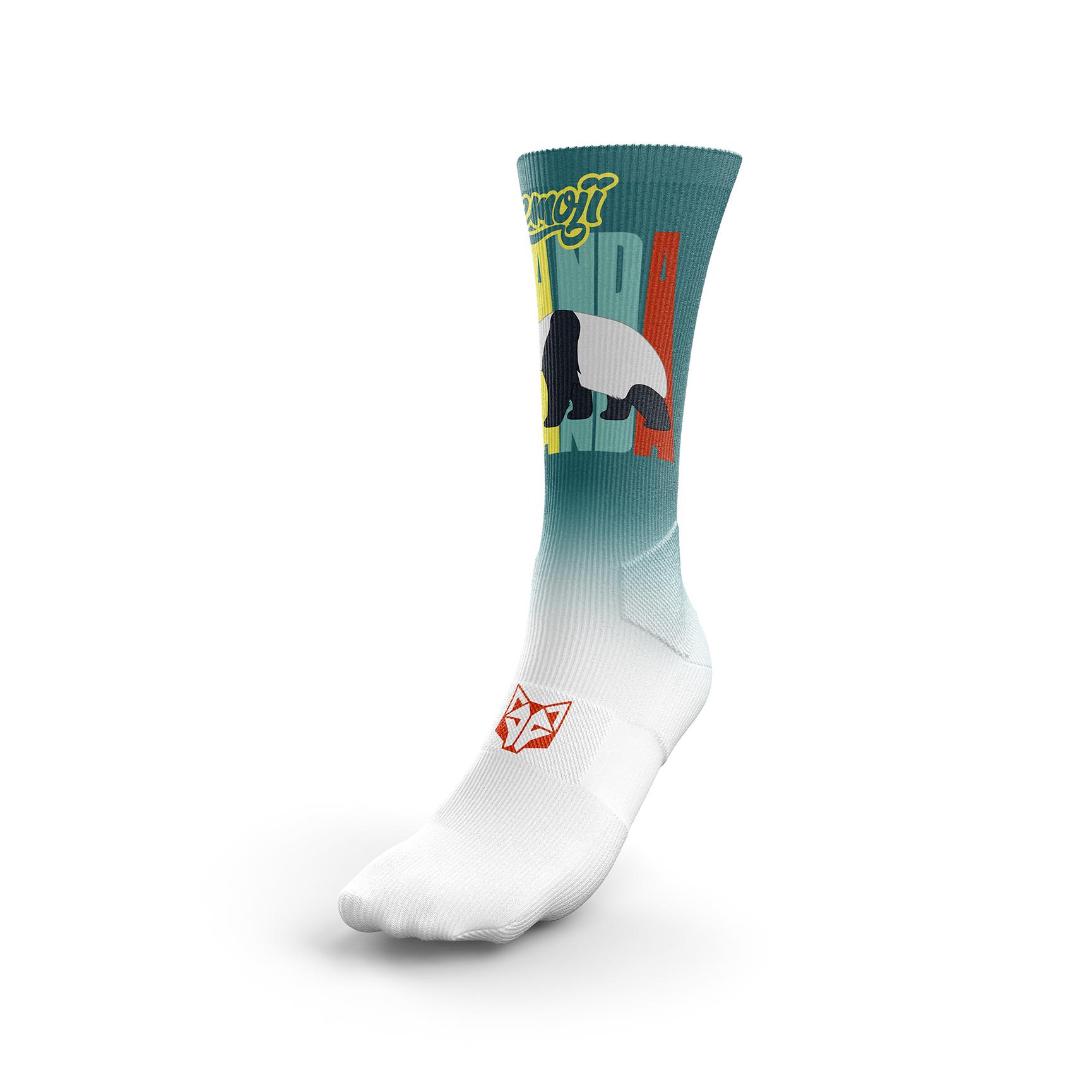 Calcetines Hombre Deportivos OTSO Ultra Ligeros, Transpirables y Sin Rozaduras – Running, Gym, Ciclismo... - Muchos Diseños Disponibles (Emoji, Dragon Ball, …) y Más Diseños super Originales