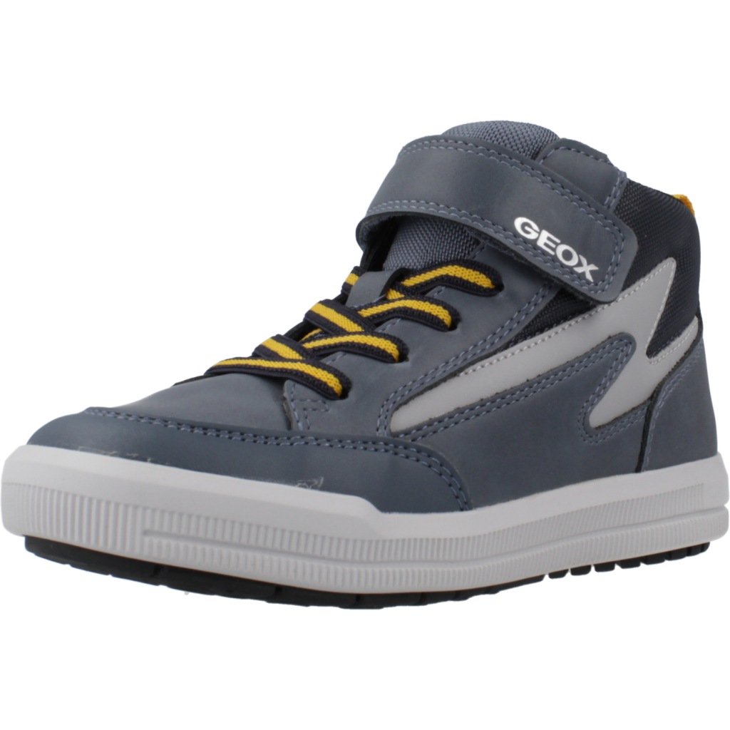Zapatillas Niño Marca Geox Modelo J Arzach