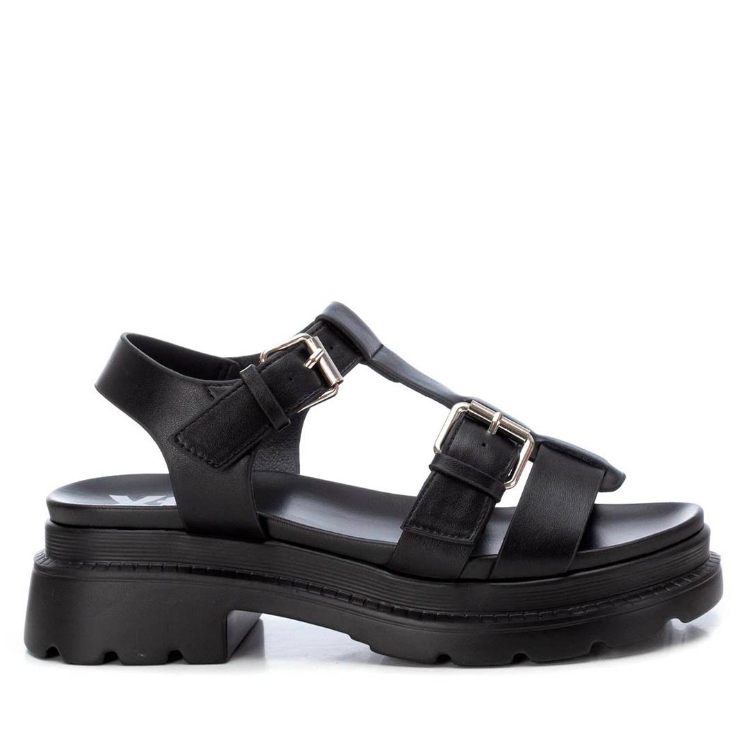 Shoes Sandalias marca Xti para mujer en color negro