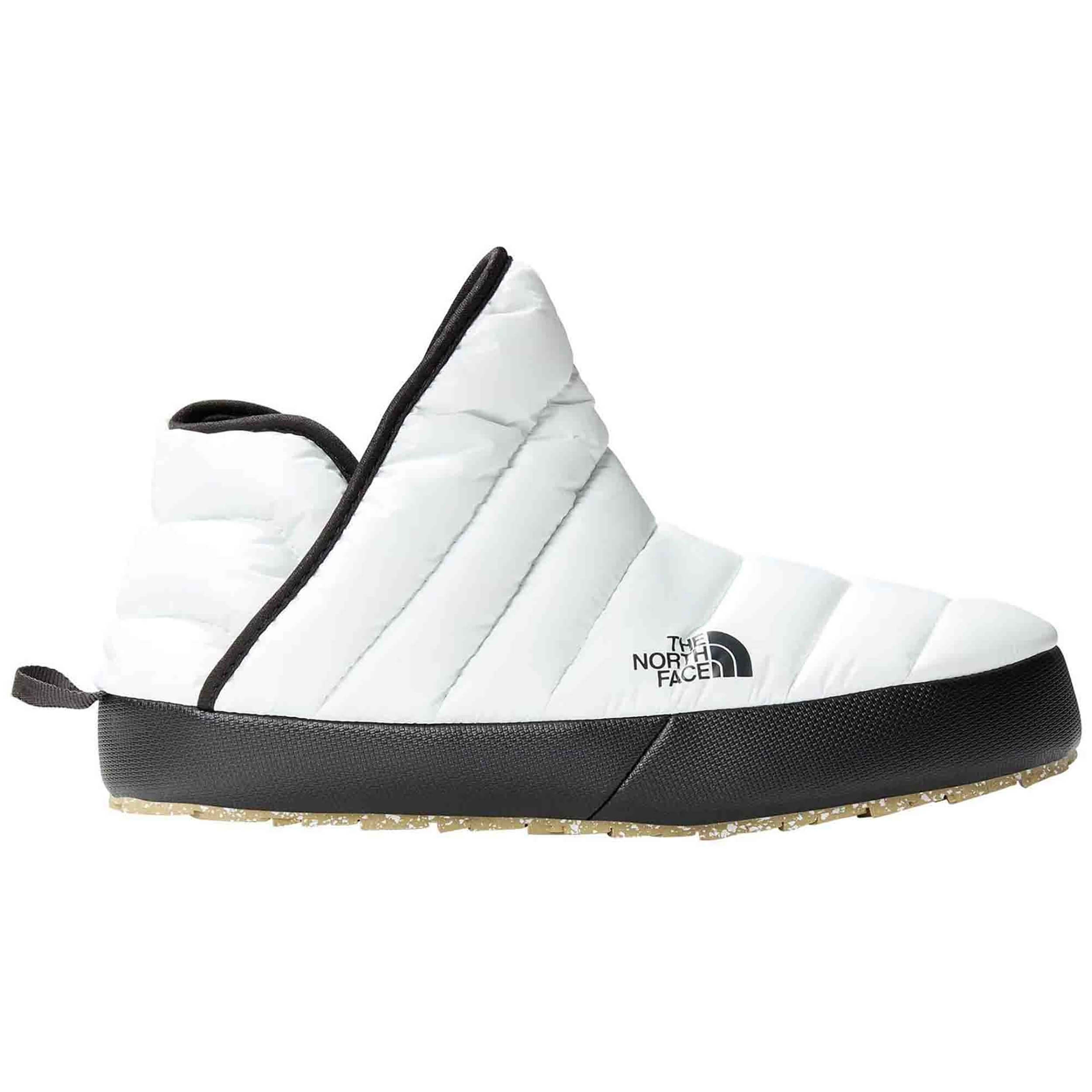 Calzado Outdoor marca The North Face modelo Nf0A331Hq4C1 para mujer en color blanco