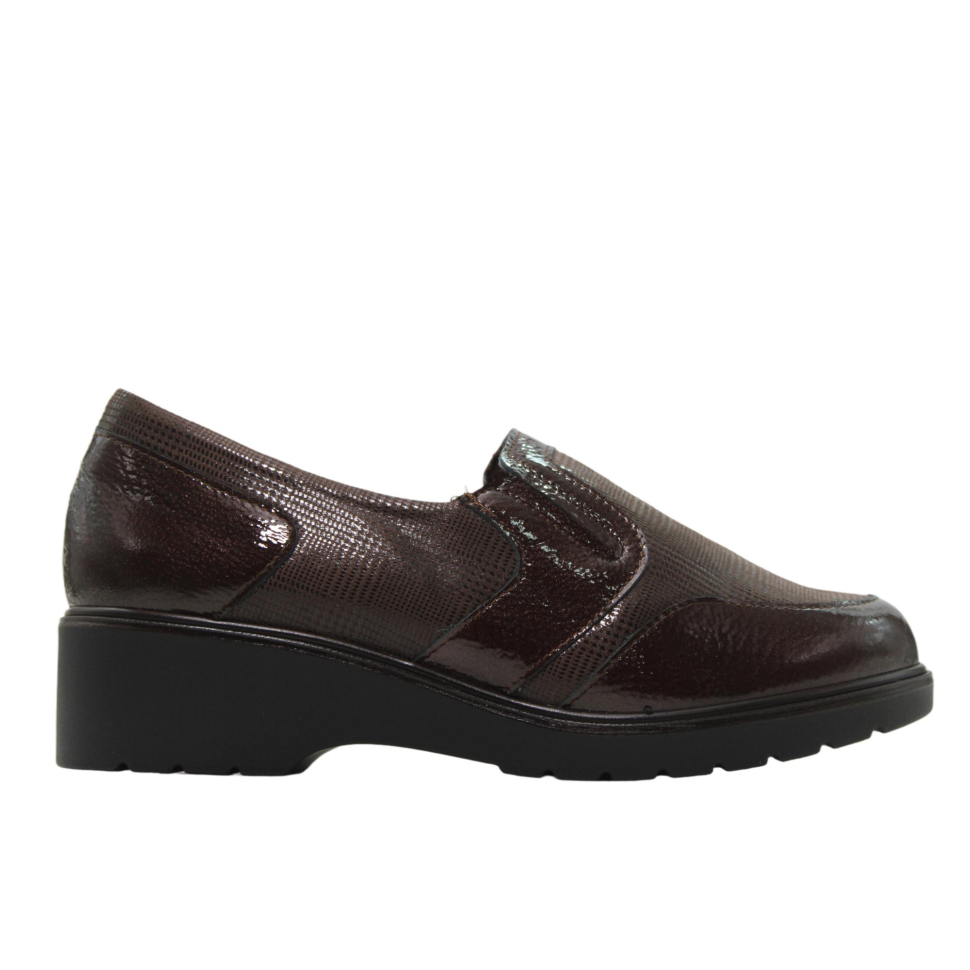 PITILLOS 11521 Mocasines de piel grabada, ancho especial, elásticos laterales, cuña, suela goma, para señora