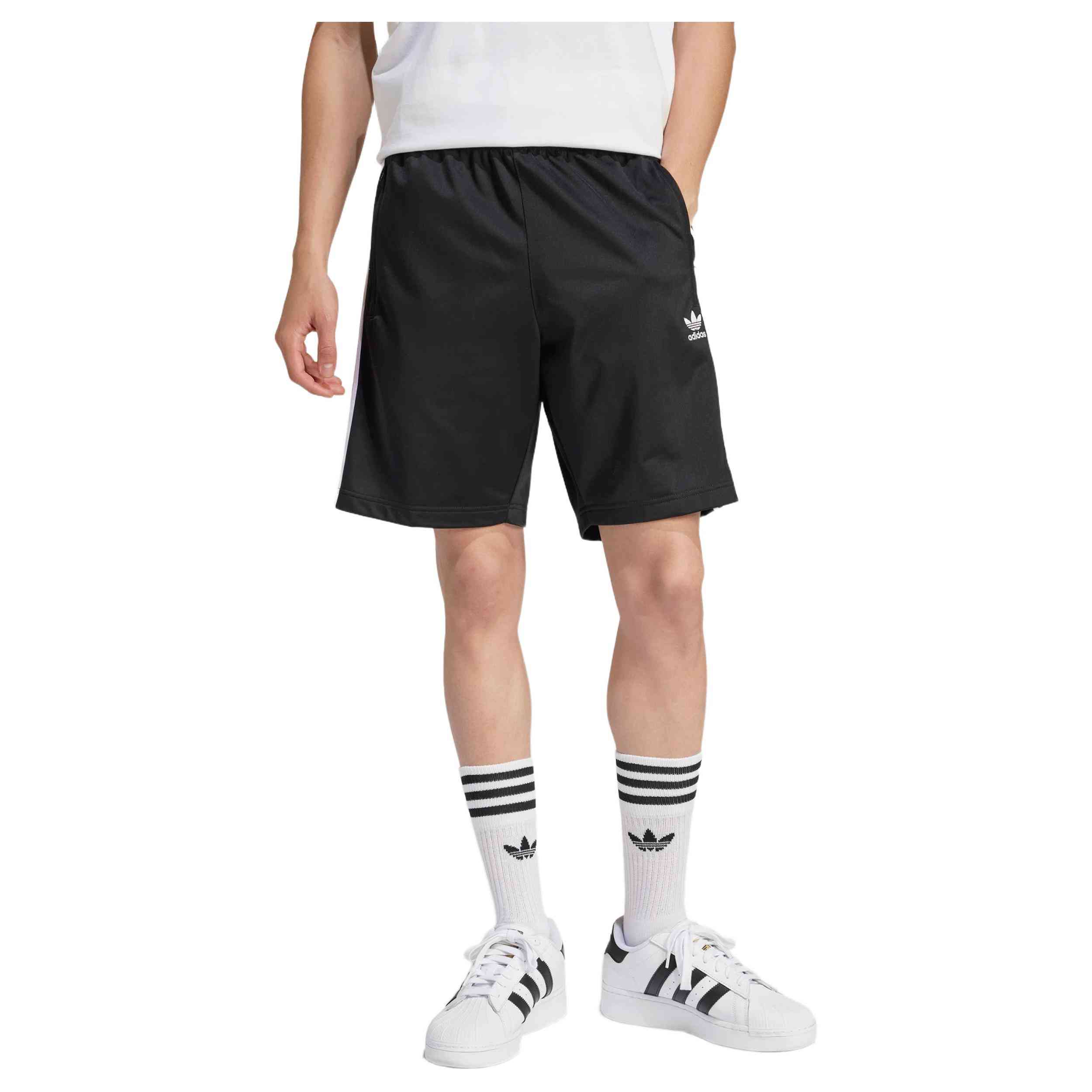 Pantalones Cortos Adidas modelo IU2368 para HOMBRE en color Negro