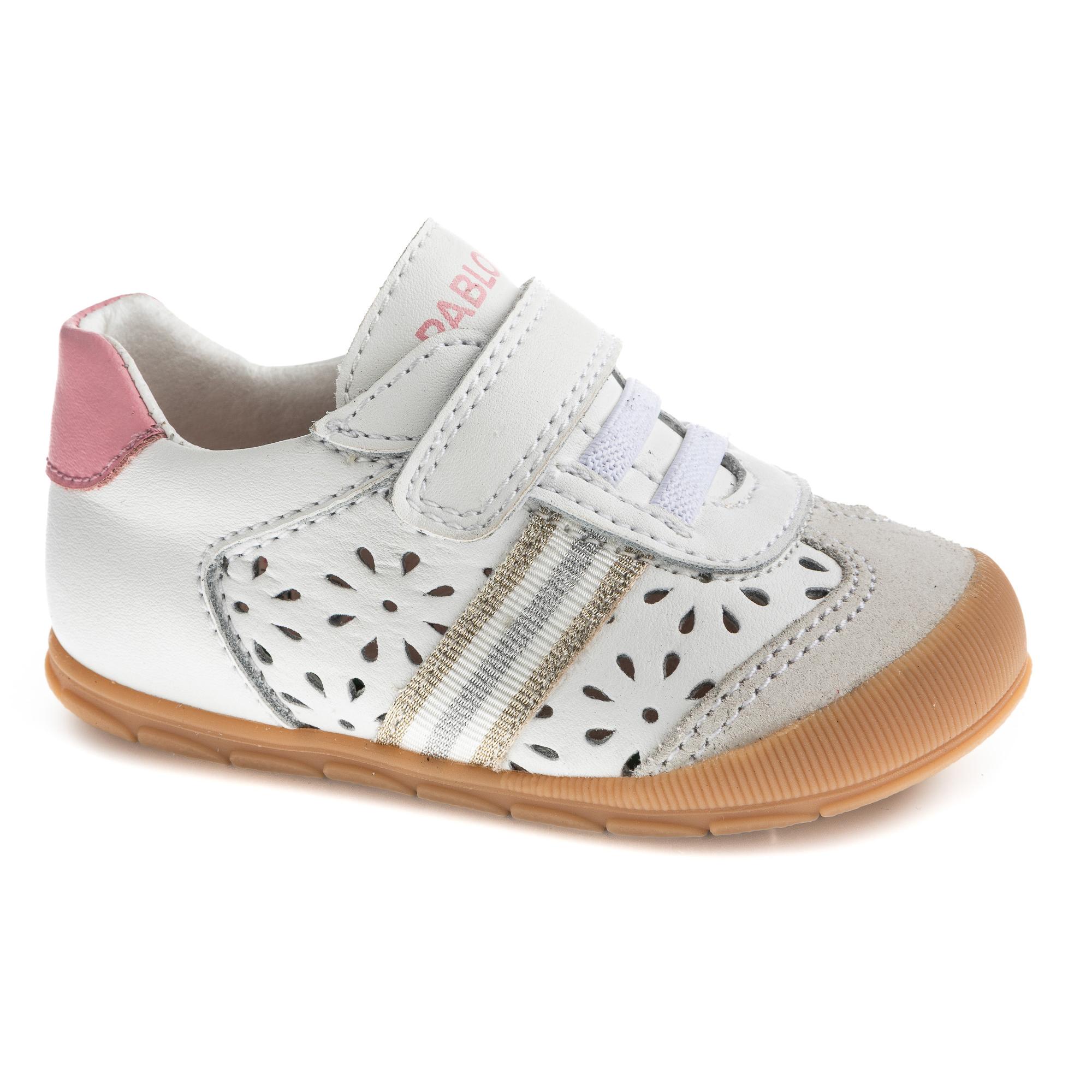 deportivas color blanco Pablosky Barefoot 065905 velcro, respetuosas, flexibles, puntera reforzada