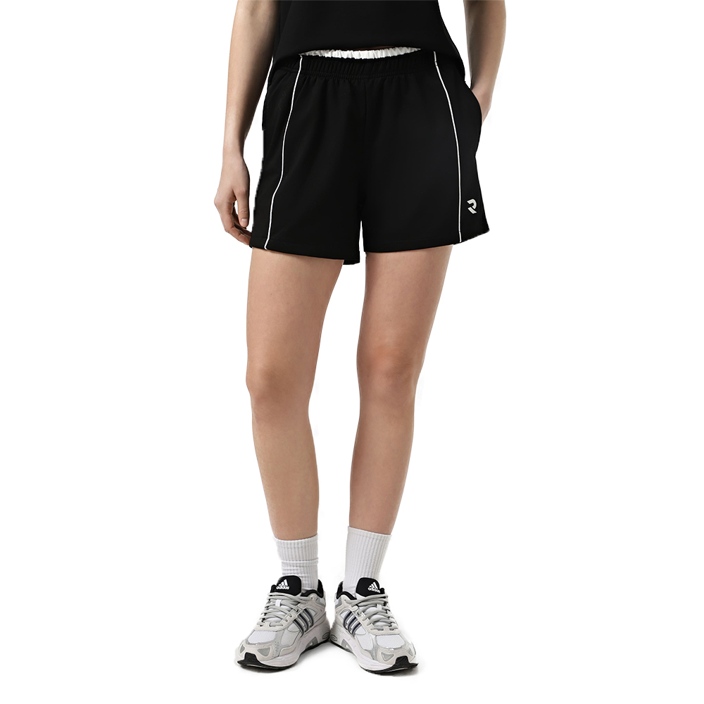 Pantalón Corto de Mujer Radder Quirk - Tejido de alta calidad compuesto por un 70 % de algodón, un 25 % de poliéster y un 5 % de elastano, estos shorts