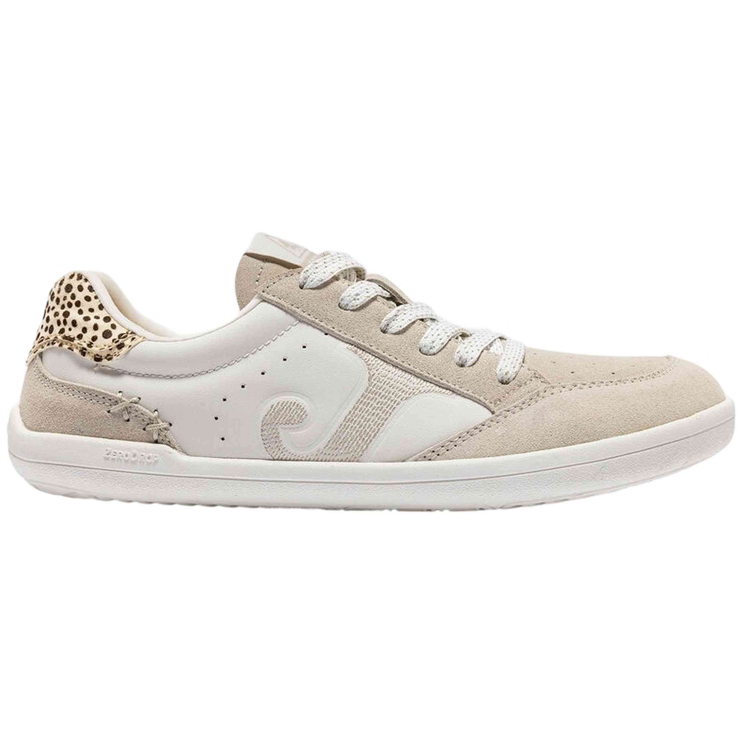Calzado Joma modelo Calpe Junior Bareffot en color Beig