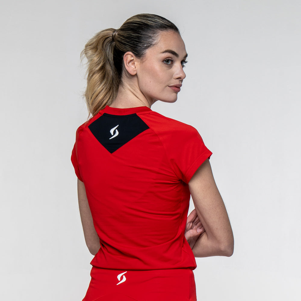 SIUX - Camiseta Match 26 Mujer Roja - Camiseta Técnica de Pádel - Ligera y Transpirable - Tejido Elástico - Secado Rápido - Comodidad y Libertad de Movimiento - Colección 2026