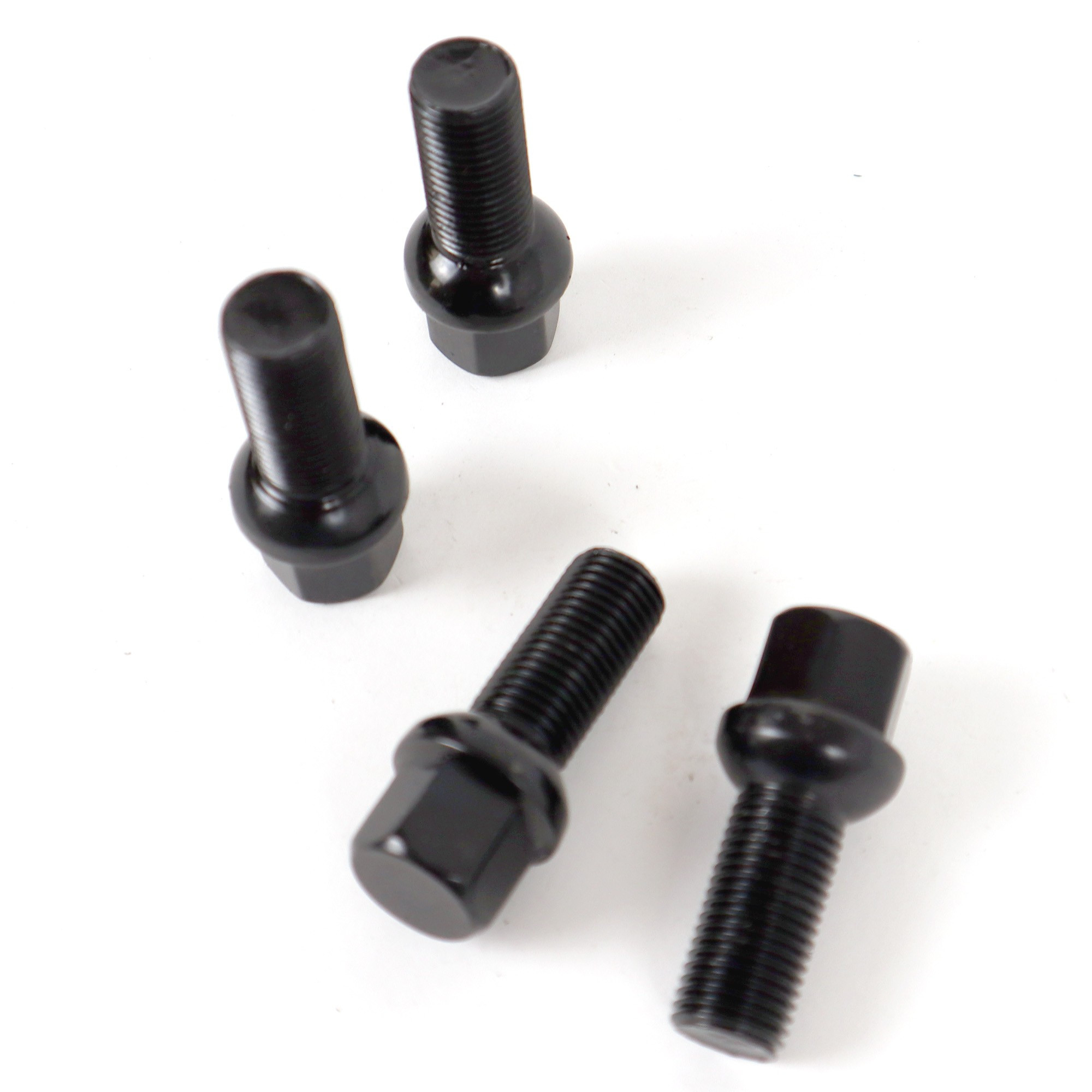OMP SPEED JUEGO DE 4 TORNILLOS M14X1.5 ESFERICO LARGO 28MM LLAVE 17 COLOR NEGRO DIN 10.9