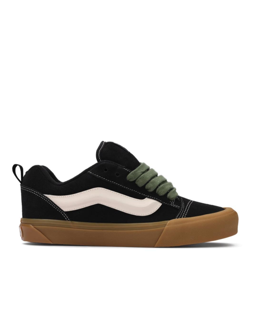 Zapatilla Vans Knu Skool Negro