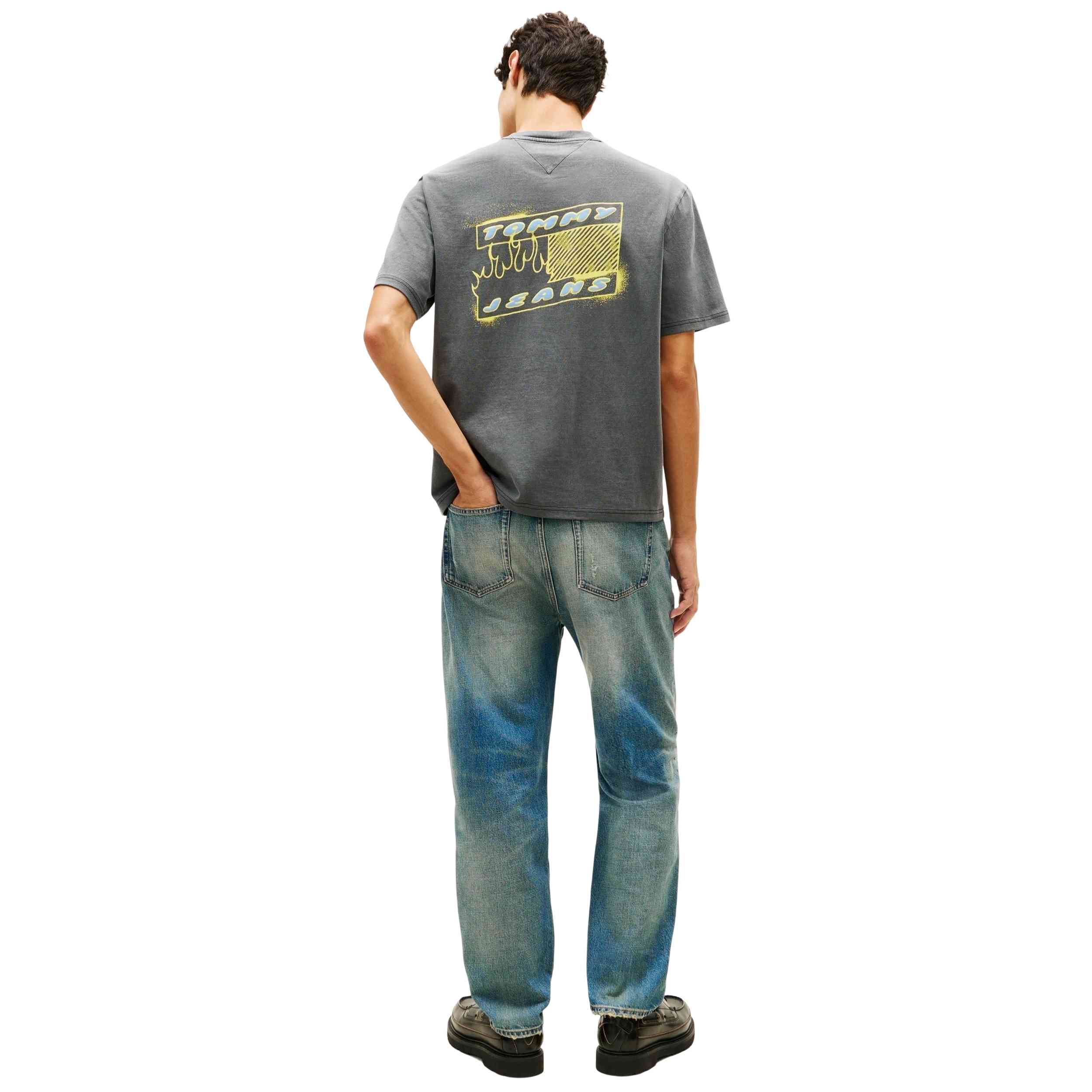 Camiseta De Manga Corta Tommy Hilfiger modelo TJM RLX BUBBLE FLAG SS TEE para Hombre en color Gris