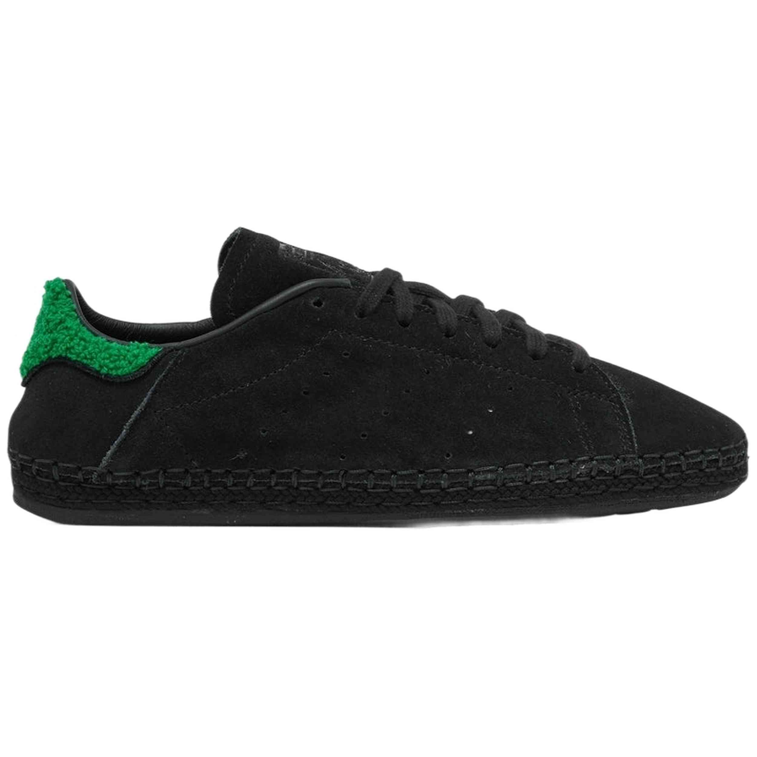 Zapatilla Adidas modelo JQ9227 para hombre y mujer en color Negro