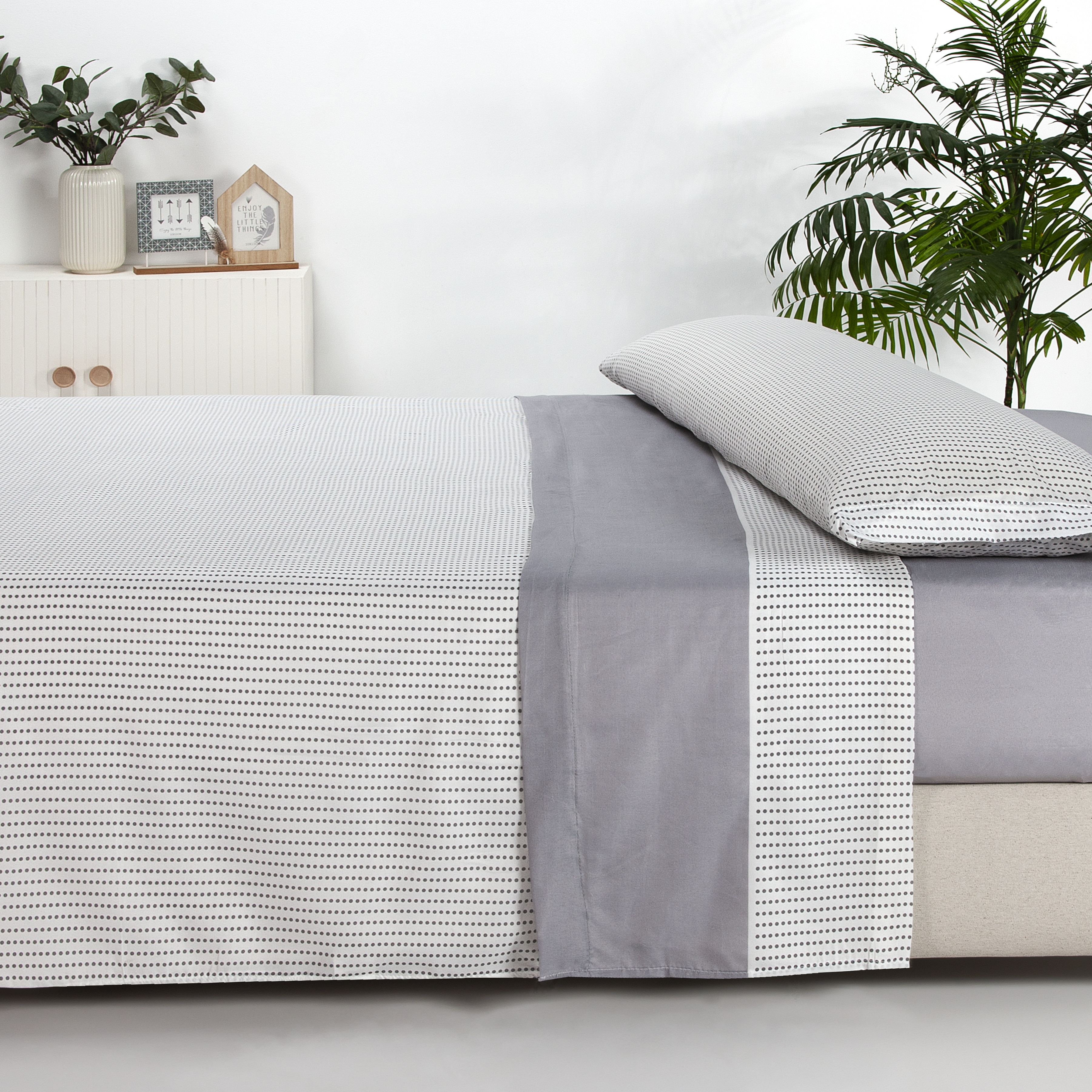Novotextil Juego de Sábanas Estampadas Microfibra Suave – Sábanas 90 105 135 150 180 200 – Incluye Encimera, Bajera Ajustable y 1 o 2 Fundas de Almohada – Ropa de Cama Transpirable y Ligera