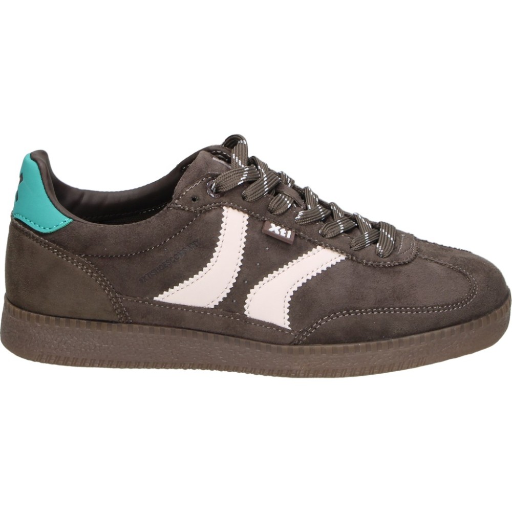 XTI | Zapatillas Planas XTI para Mujer – Deportiva Marrón con Detalles en Rosa y Verde – Sneakers con Cordones – Estilo Casual – Cómodas y Versátiles – Modelo 146125