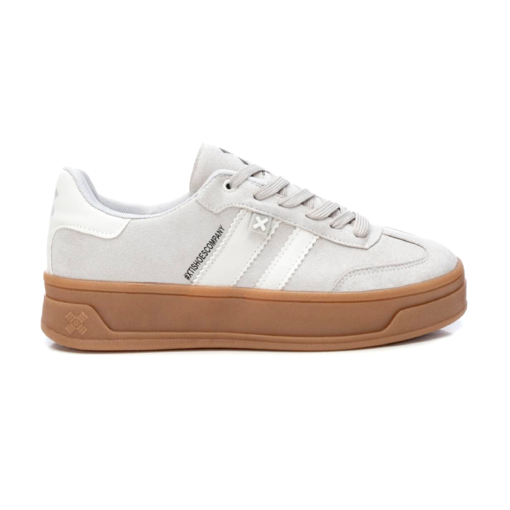 Shoes Deportivos marca Xti para mujer en color beig-claro