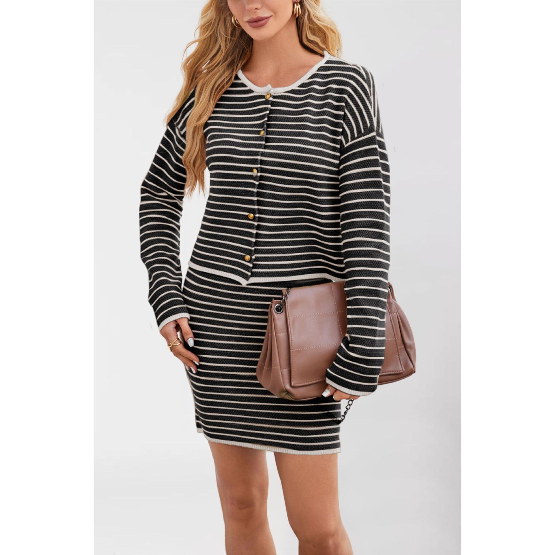 TK Traje de punto a rayas de mujer para otoño e invierno.