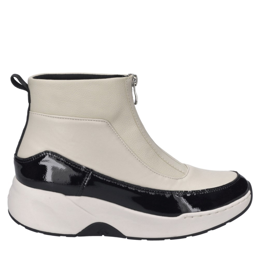 Cómoda  Botín mujer Josef Seibel LISSI-02 en suave charol licra ofwhite. Línea iGoDynamick con doble plantilla extraíble  y soporte en el arco que mejora la estabilidad Altura Tacón bajo (3-5 cm) Referencia 96502MI50192
