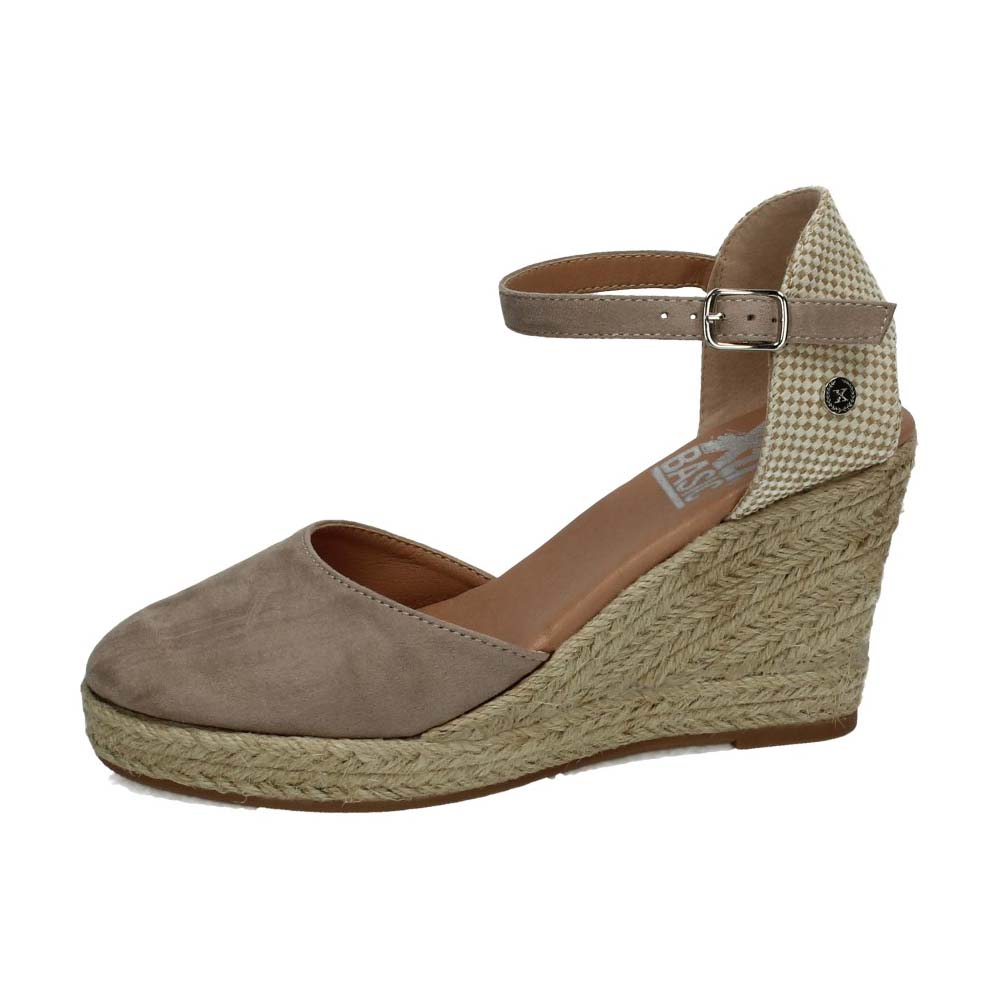 Alpargatas marca XTI para mujer en color taupe. ESPARTEÑAS XTI
