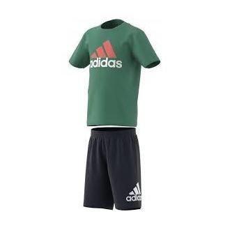 Conjunto de camiseta y pantalón corto para niños adidas