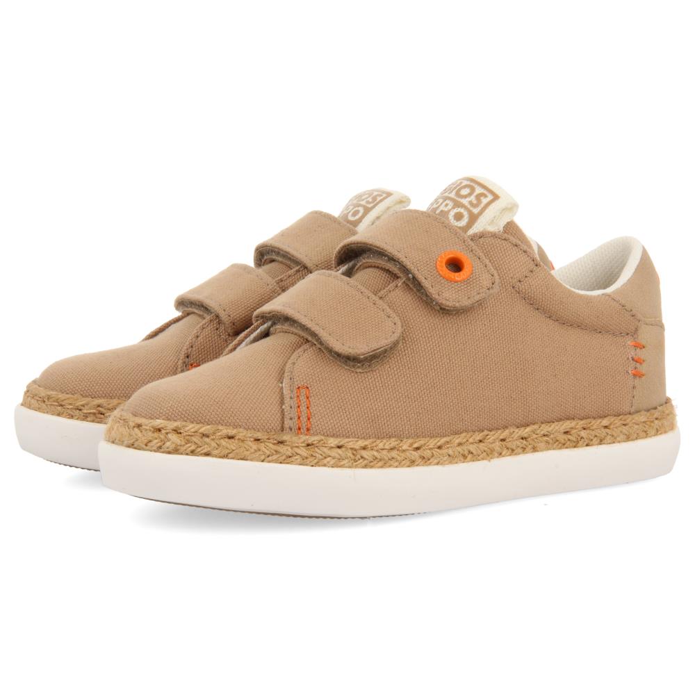Shoes Lonas marca Gioseppo modelo 71827-Viera para niños en color beig