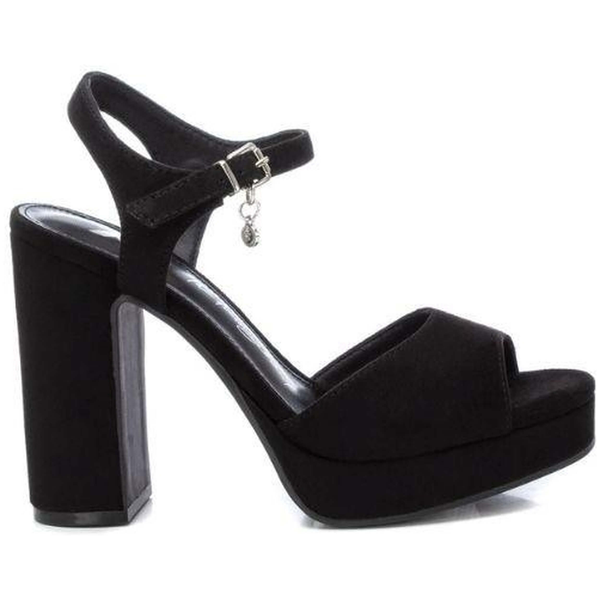 Sandalias de Tacon XTI  para mujer en color negro