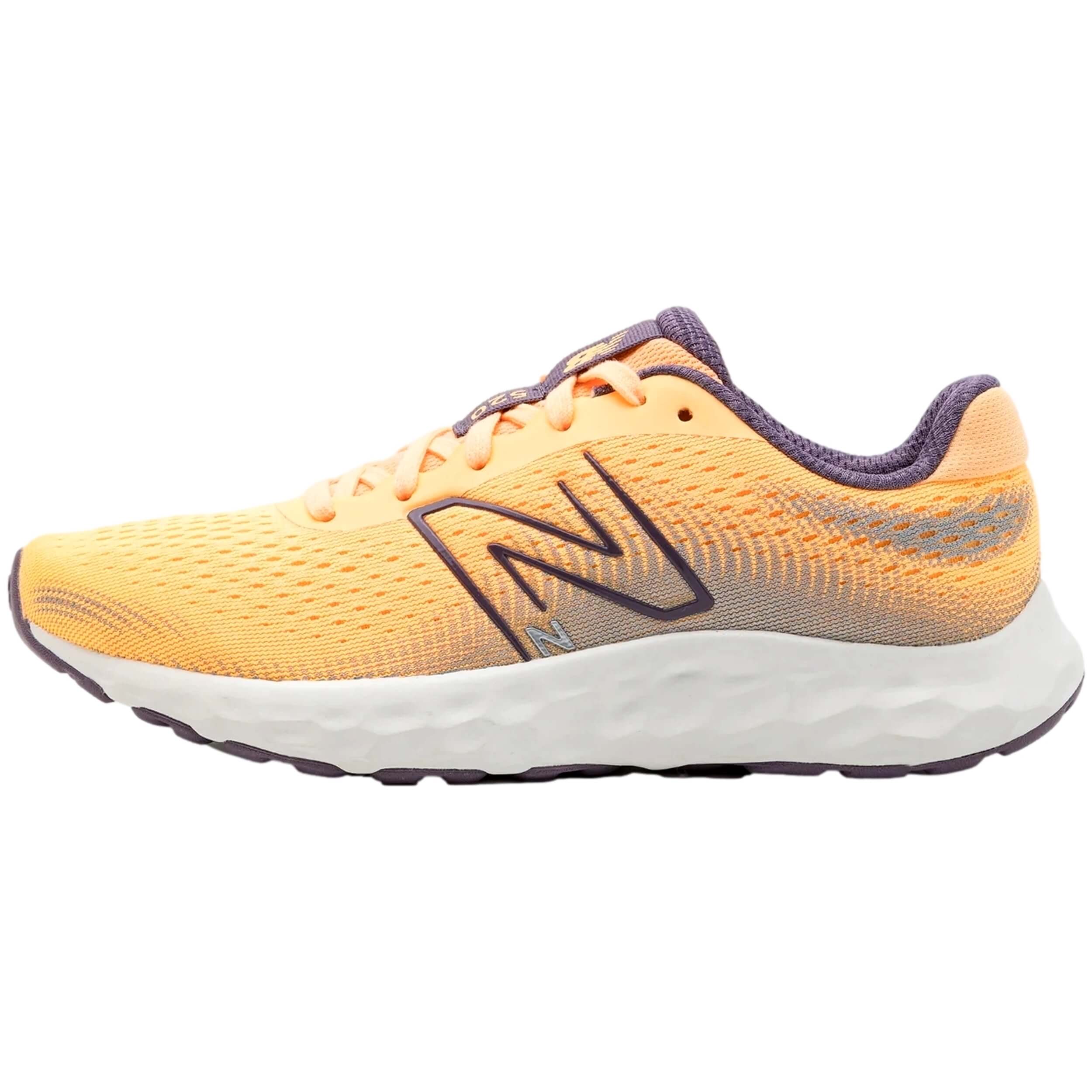 Zapatillas de Running New Balance 520 V8 para mujer en color naranja