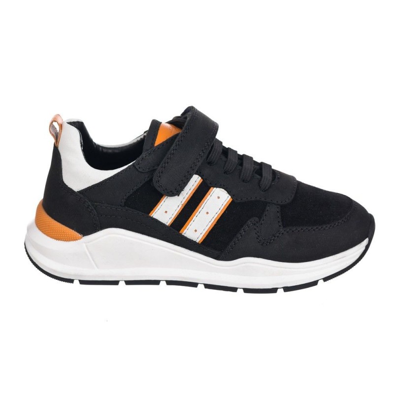 Sneaker en piel  - Fashion
