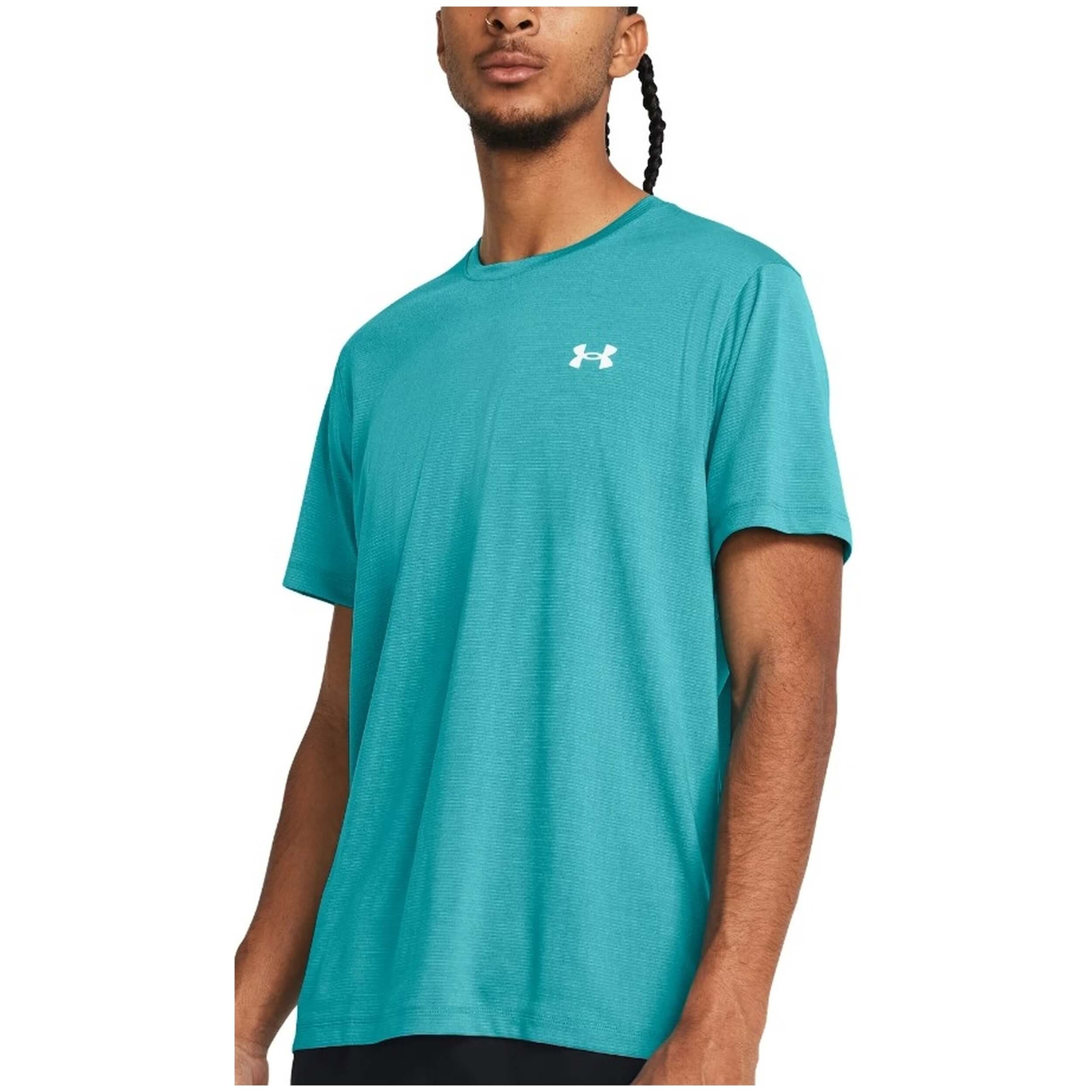 Camisetas marca Under Armour modelo 1382582-464 para hombre en color azul atardecer
