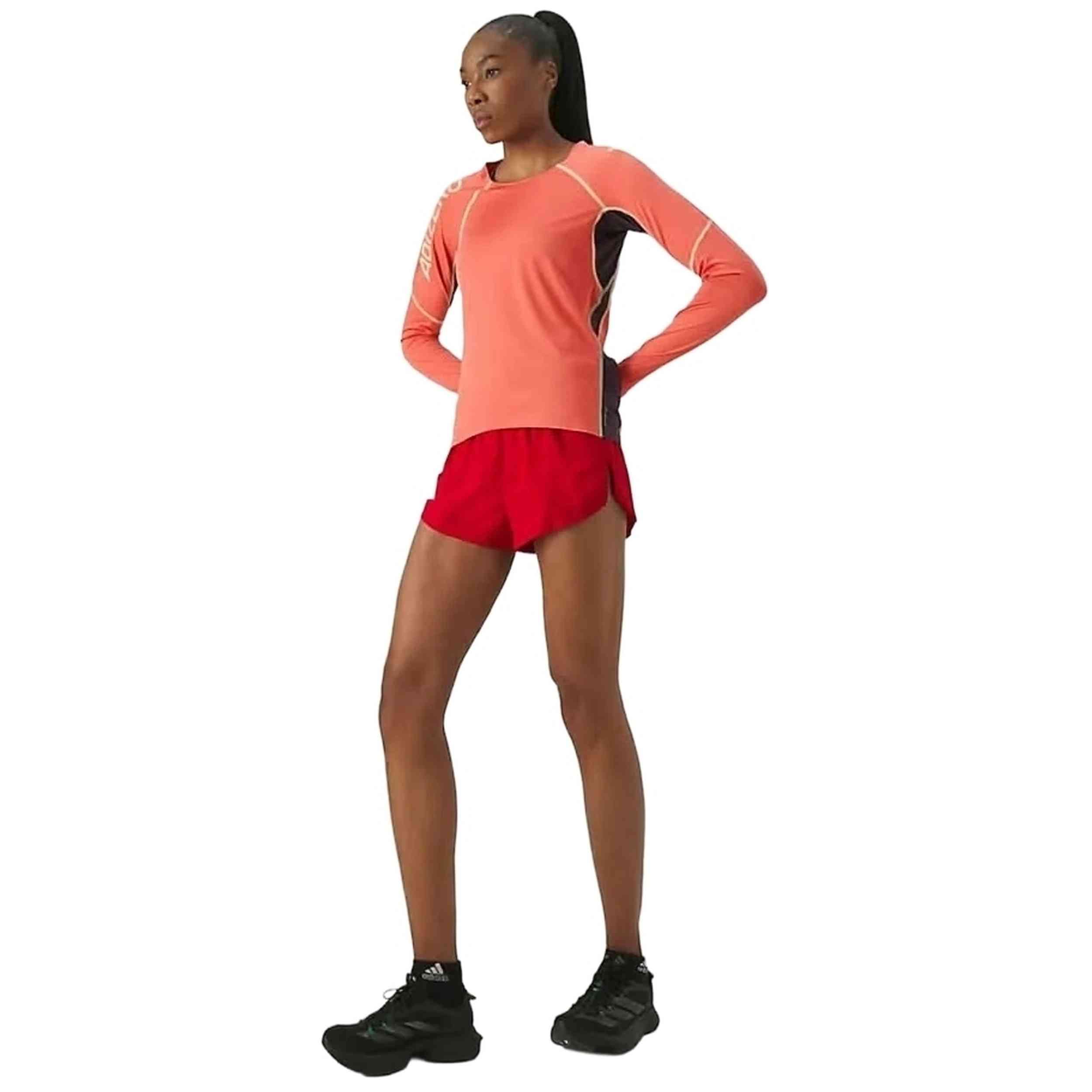 Pantalon Corto Adidas modelo IW6204 para Mujer en color Rojo