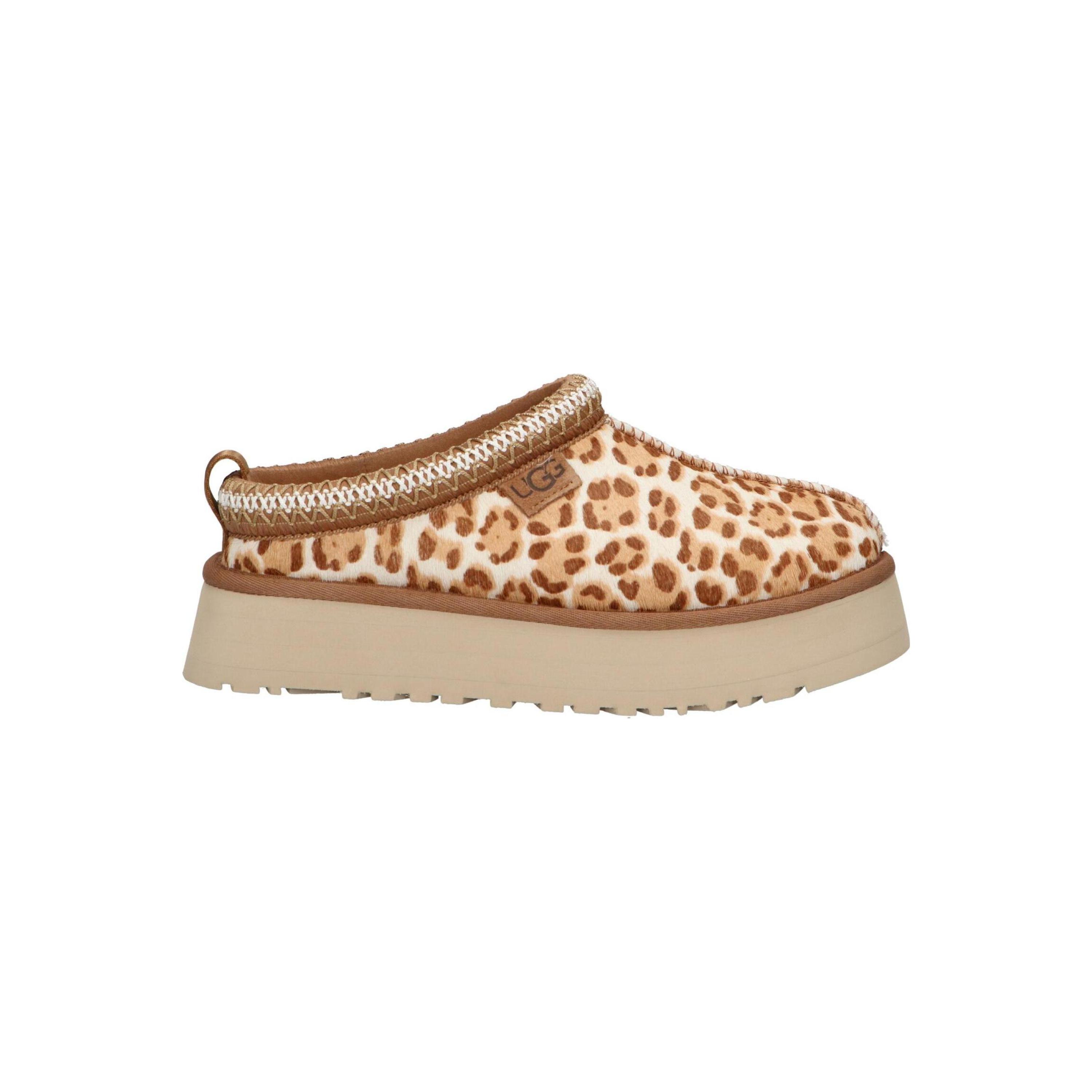Zuecos de mujer UGG en color marrón