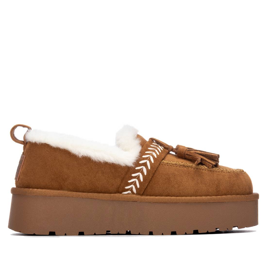 Xti - Australiana Mujer - Calzado Cómodo y Versátil - Moda casual - Modelo  14606402