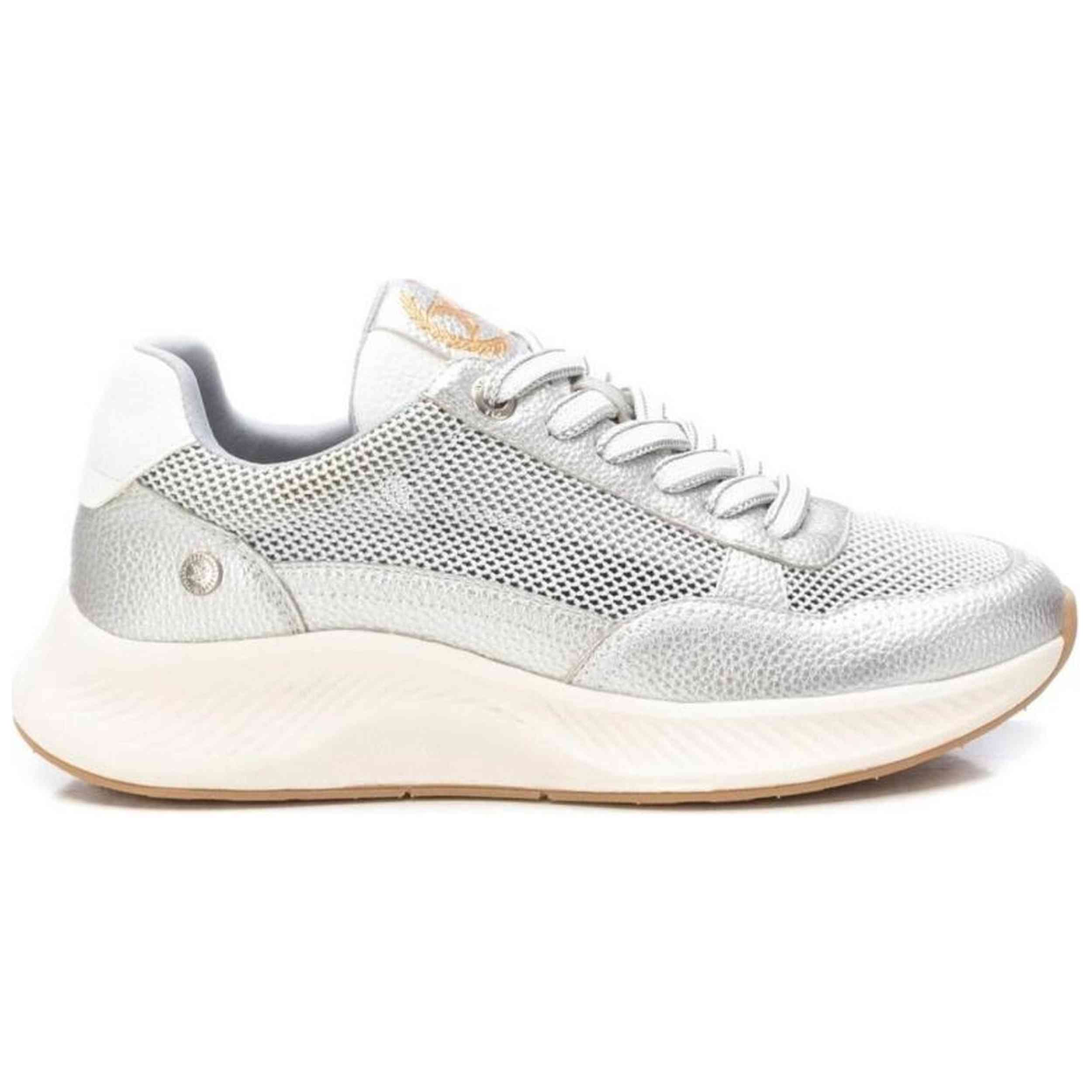 Zapatillas Xti modelo 143784-8 para Mujer en color Plateado