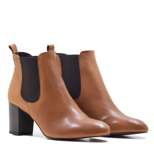 Botines de Tacón Elodie Andiara en Piel Coy | Elegantes y Cómodos